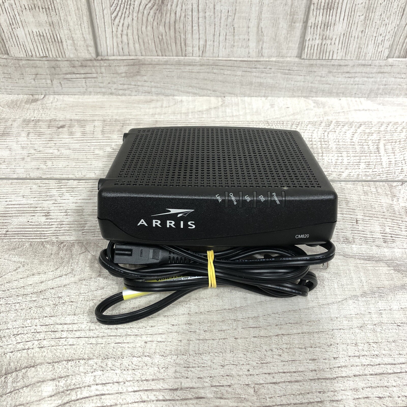 Arris CM820A/SL DOCSIS 3.0 Cable Modem TC00DLD820 8x4 Used with power cord
