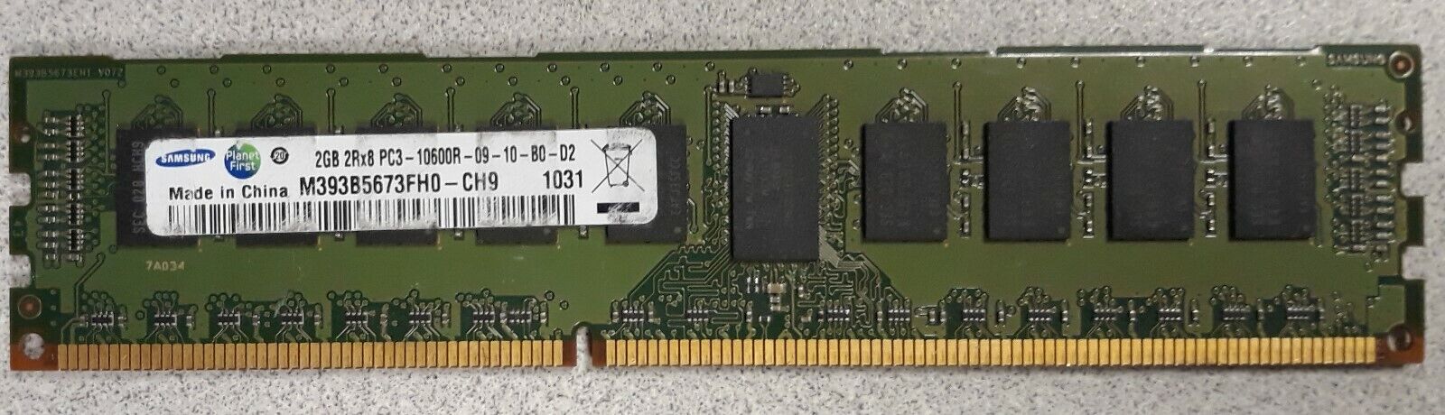 Samsung 2GB 2rx8 PC3-10600R-09-10-B0-D2 Server Memory M393B5673FH0-CH9