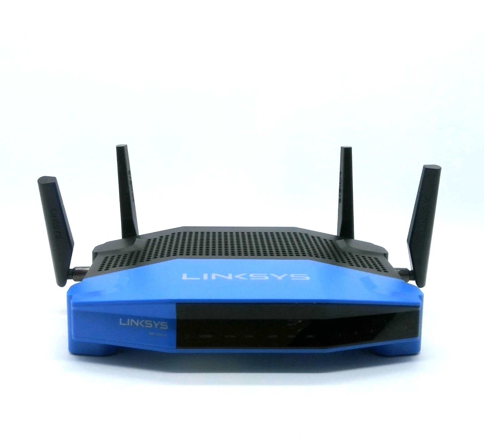 LINKSYS - WRT1900AC - AC1900 Wireless Dual-Band Gigabit WiFi Router