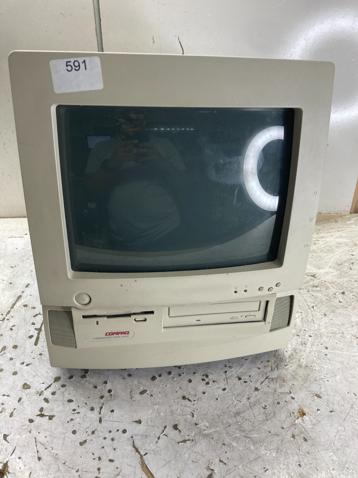Compaq Presario 520 Intel 486SX2 66MHz 256MB NO HDD