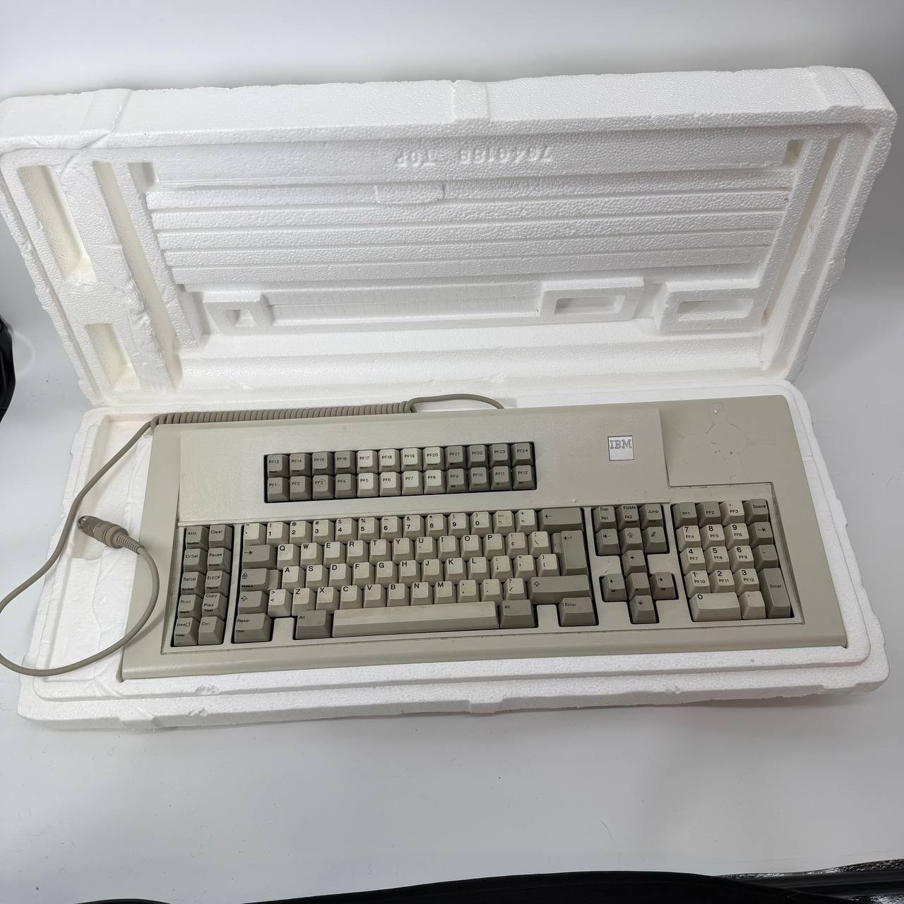 Rare Vintage IBM Model M 122-Key "Battlecruiser" 1392739 August 3 1987 W/ OG Box