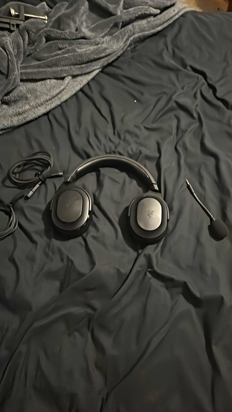 Razer Barracuda X Headset with Detachable Mic