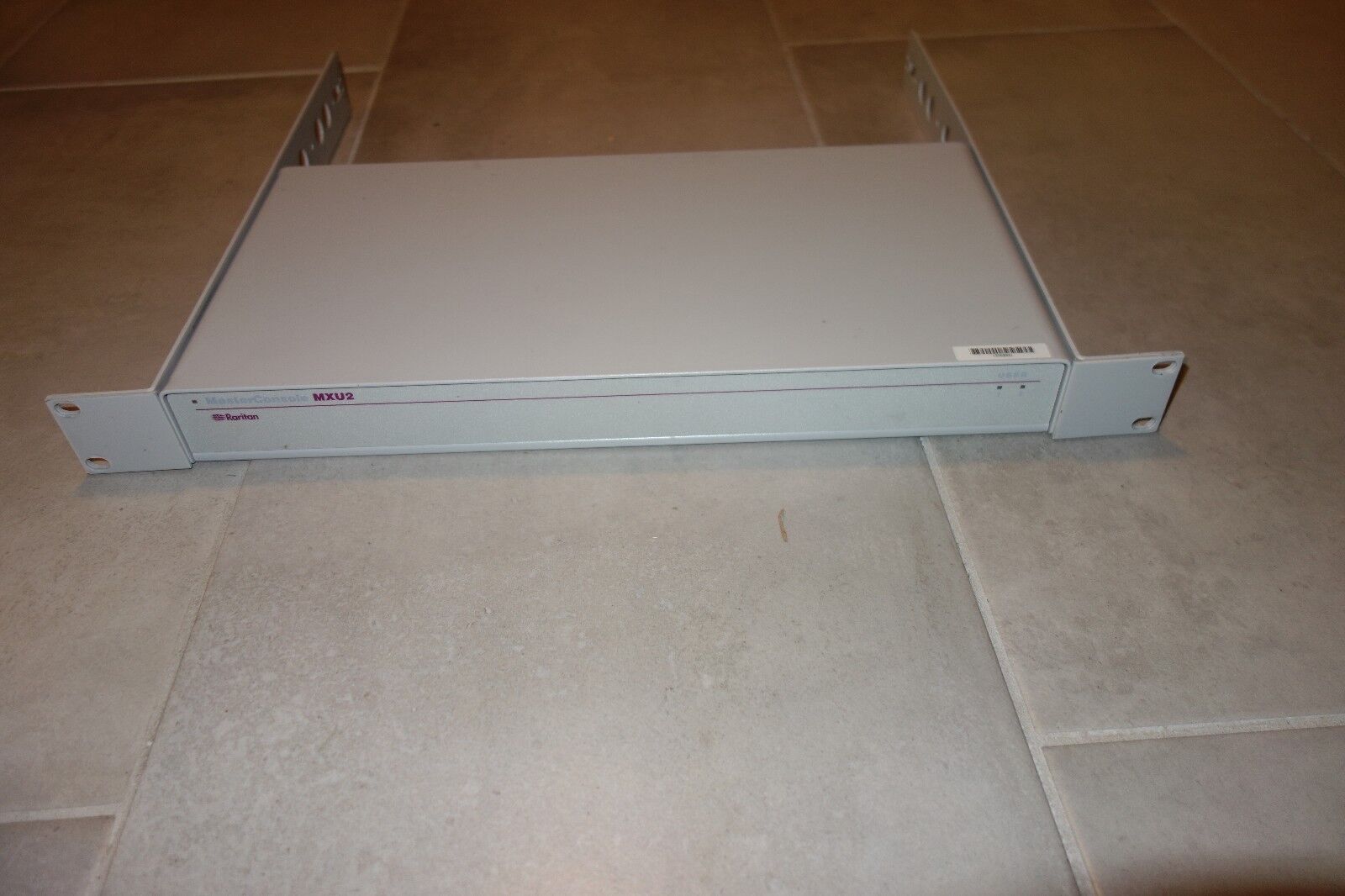Raritan MXU28 Master Console 4-user 8-port MXU2 KVM Switch