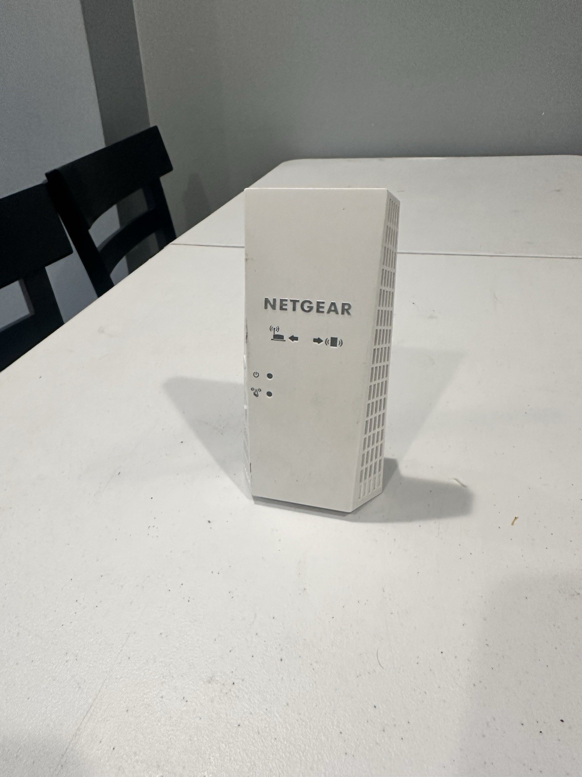 NETGEAR Nighthawk X4 AC2200 WiFi Mesh Extender EX7300v2 excellent used condition