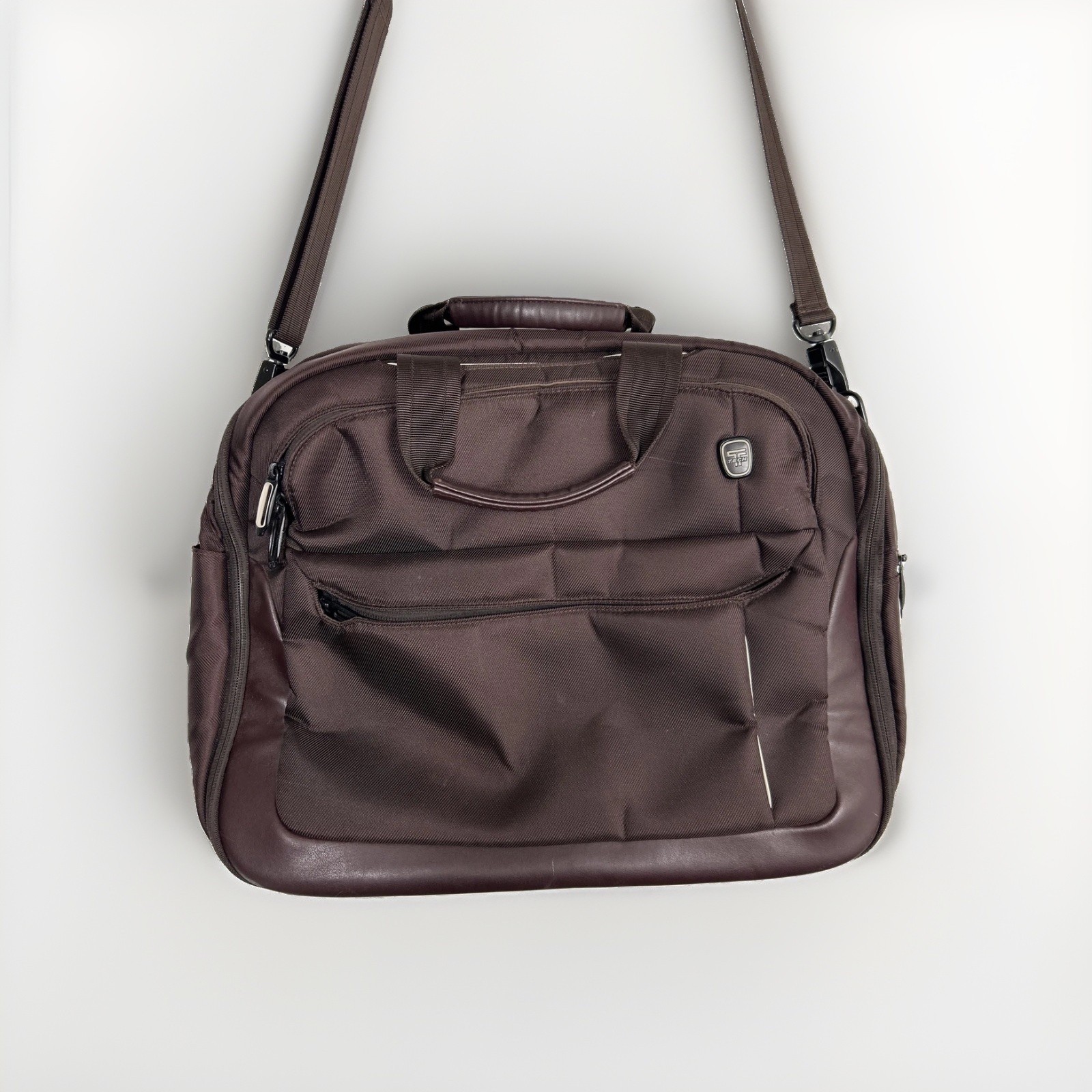 TUMI TECH TOP ZIP DELUXE DISCONTINUED LAPTOP BRIEFCASE Maroon 17x13x7
