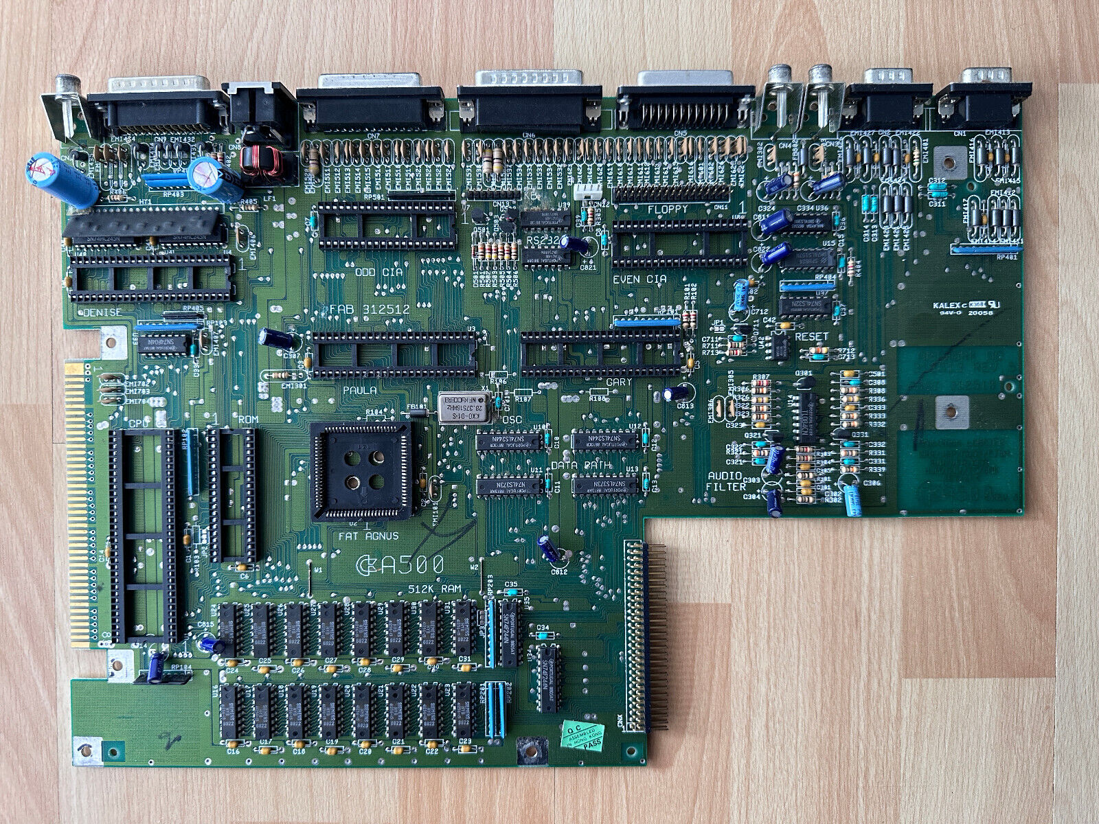 AMIGA 500 Motherboard: Rev 5 - Motherboard Without Chip ´S #11 24