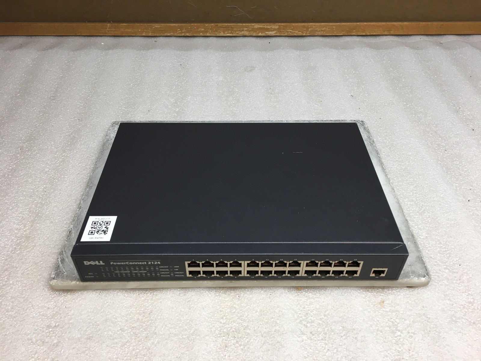Dell Power Connect 2124 25-Port Fast Ethernet Gigabit Switch No PWR Cable incl.