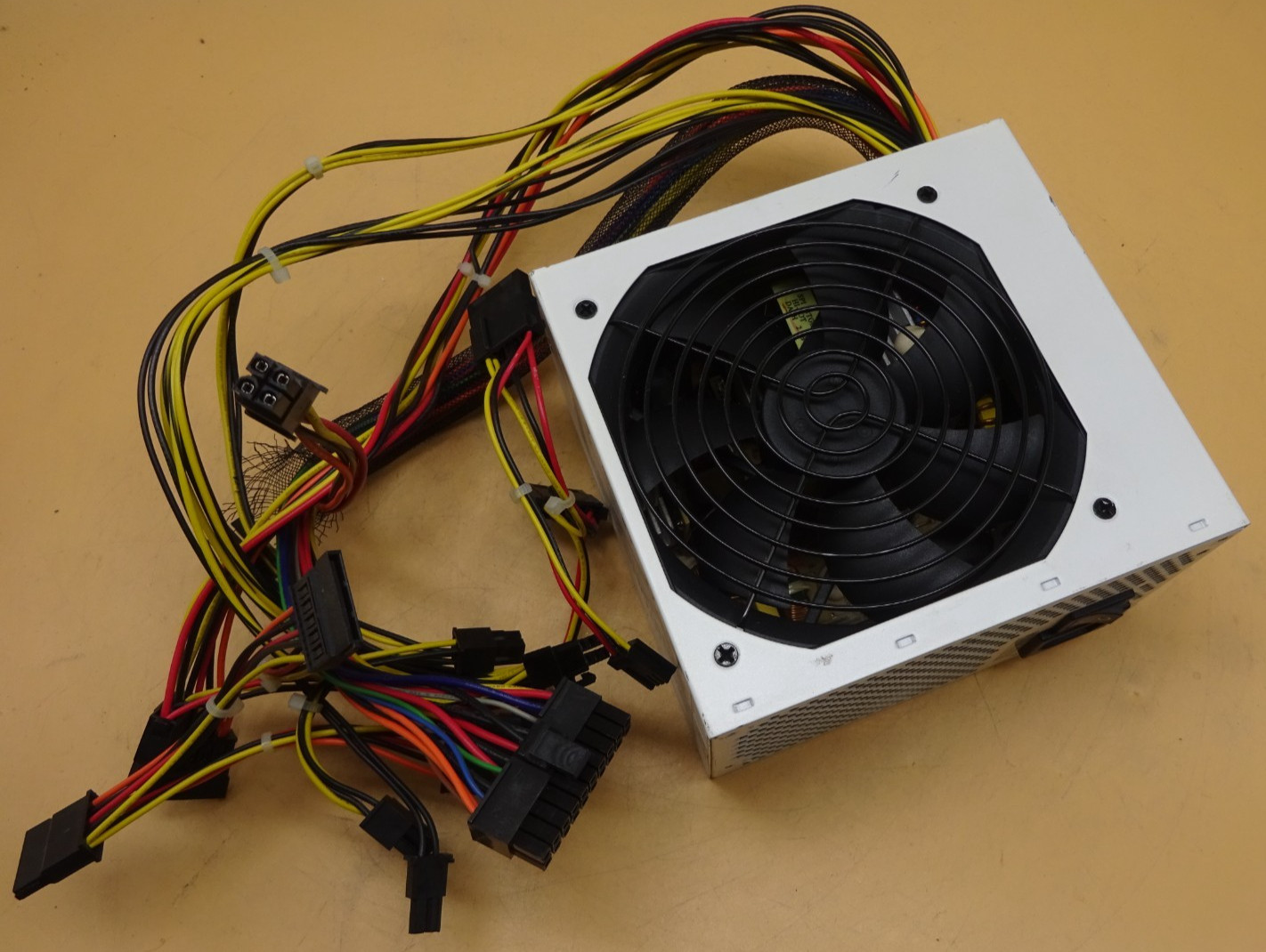 FSP Group Inc. Saga II 500 20+4 Pin Power Supply 500W #NT5053
