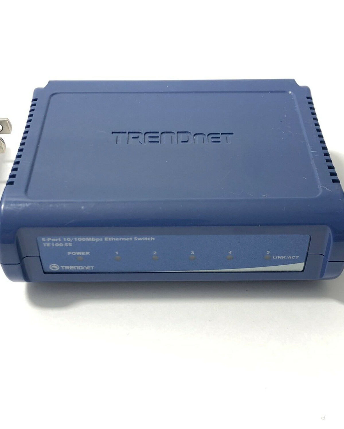 TrendNet TE100-S5/AS 5-Port 0/100 Mini Switch With Power Adapter, Pre-Owned