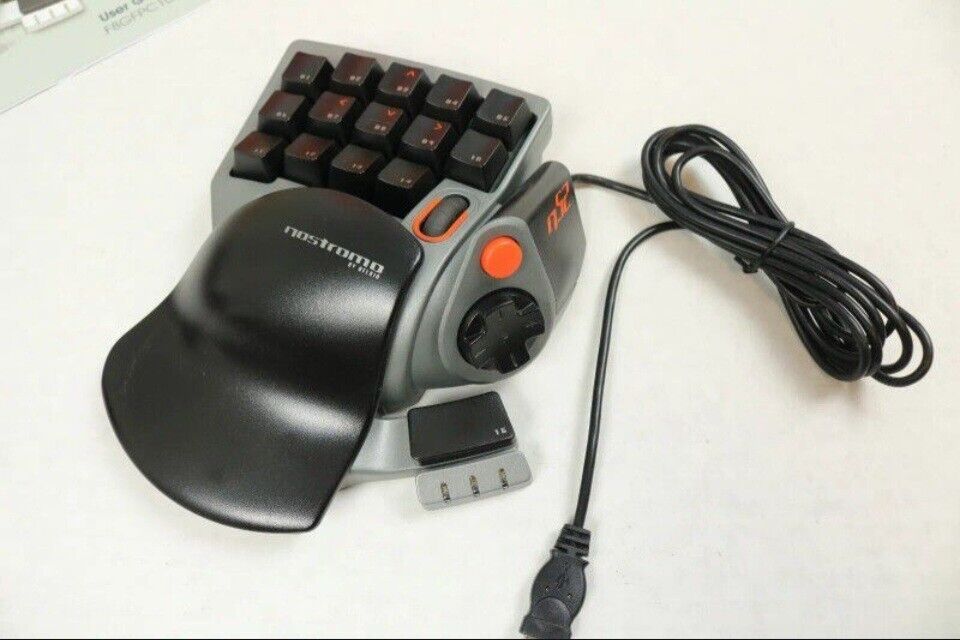 Belkin Nostromo SpeedPad N52 Keyboard Gamepad Gaming Mouse F8GFPC100 Pre-Owned