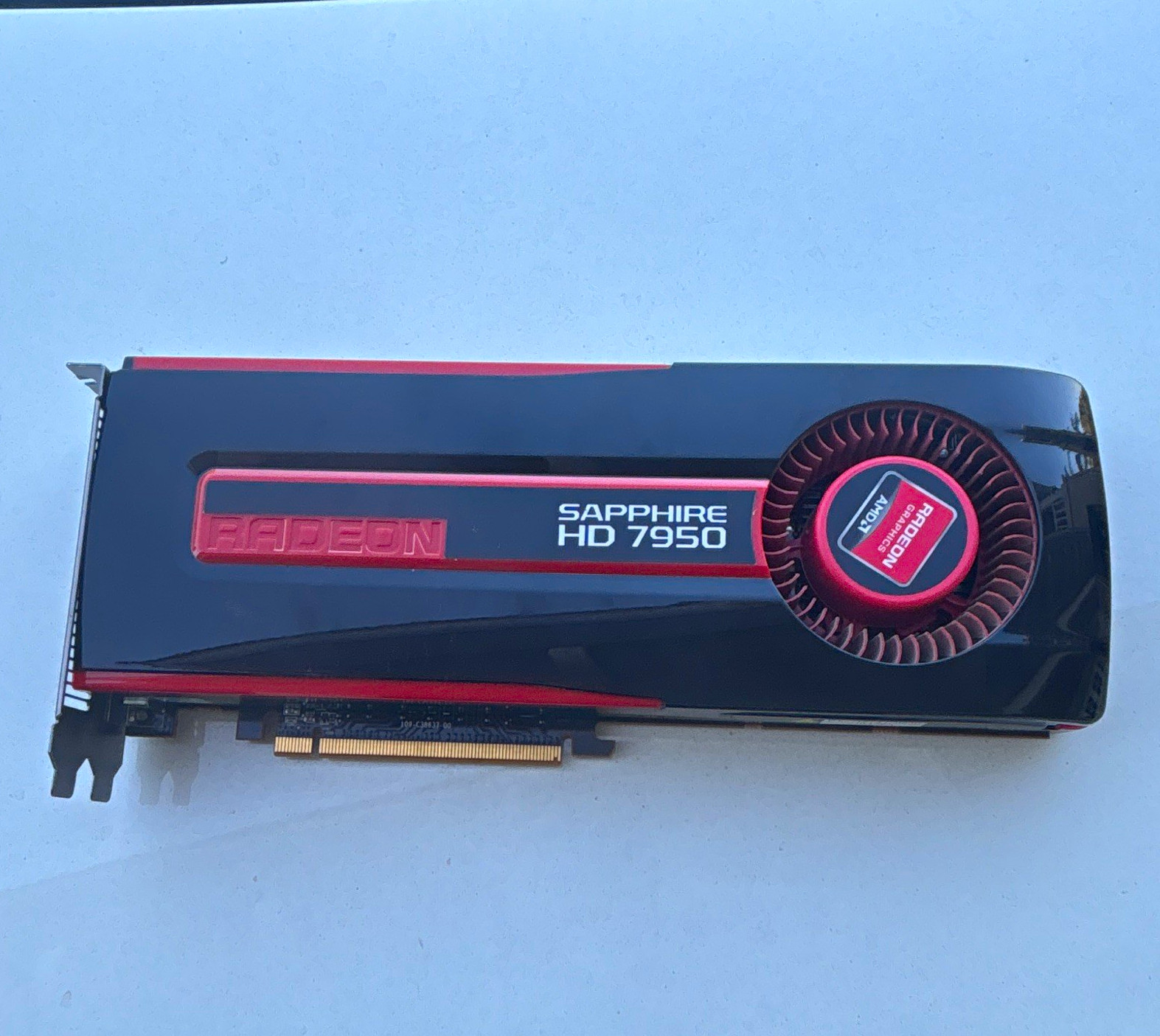 SAPPHIRE Radeon HD 7950 3GB GDDR5 PCIe x16 DVI/HDMI/mDP DirectX 11