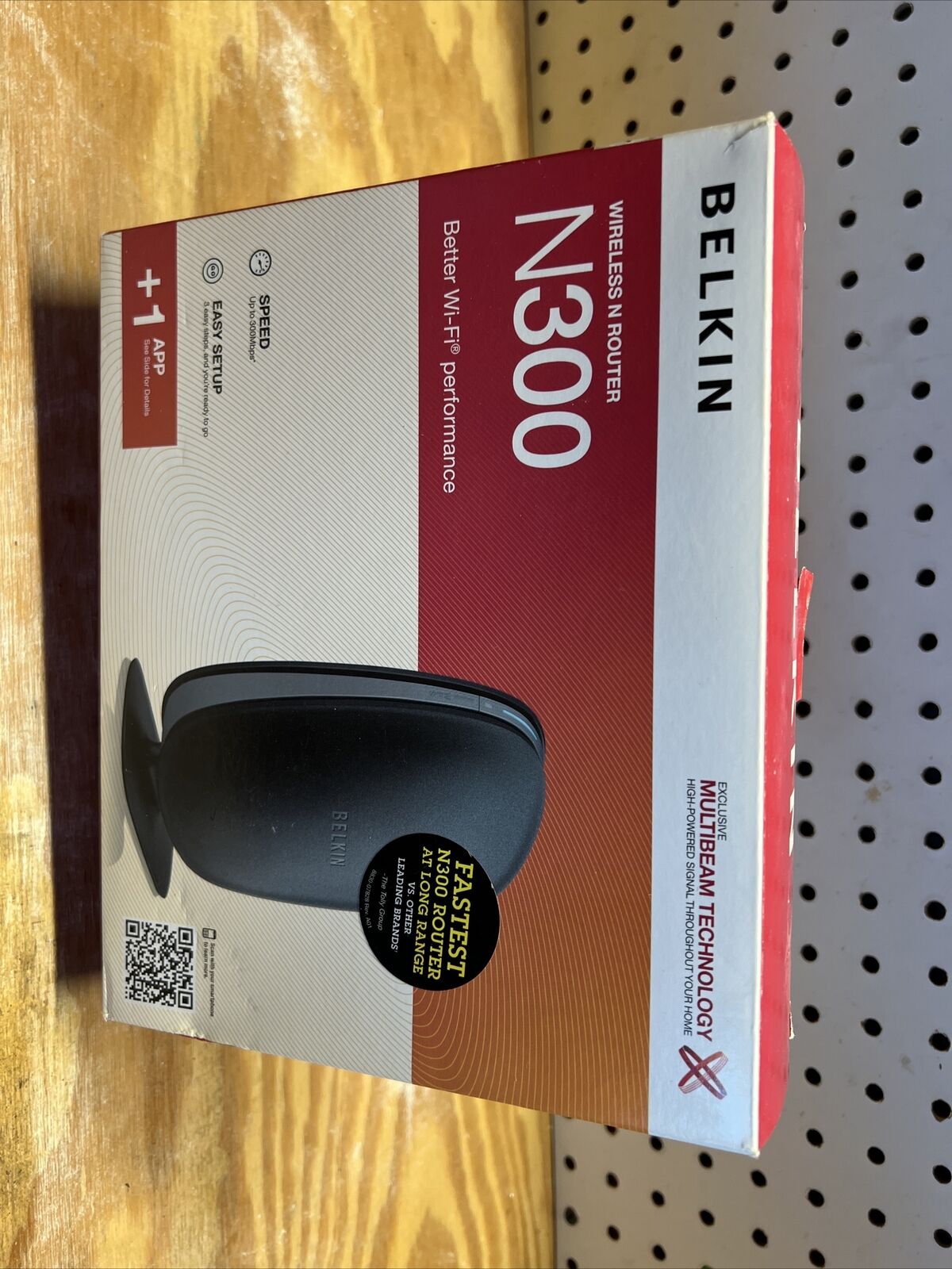 Belkin N300 300 Mbps 4-Port 10/100 Wireless N Router (F9K1002) With Box