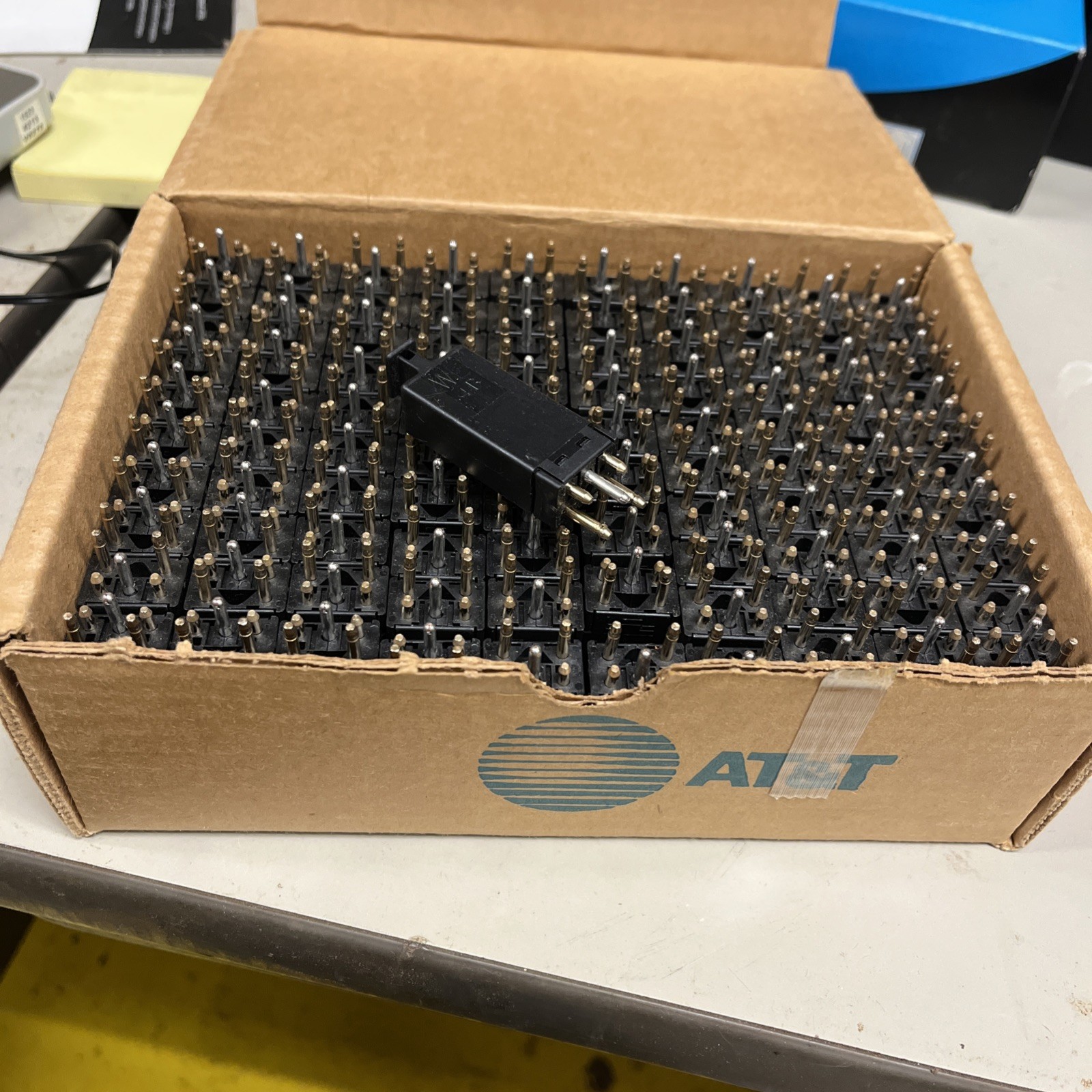 AT&T (WECO) 102904919  4B3C PROTECTOR (1 BOX OF 100 PIECES)