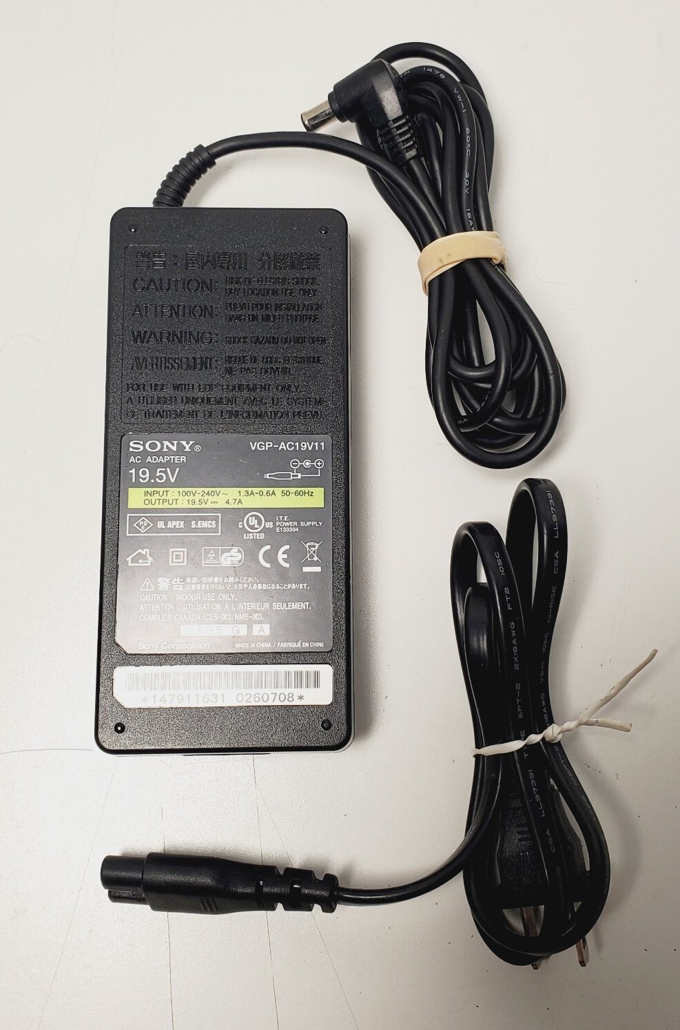 Genuine Sony Laptop Charger AC Adapter Power Supply VGP-AC19V11 19.5V 4.7A 90W