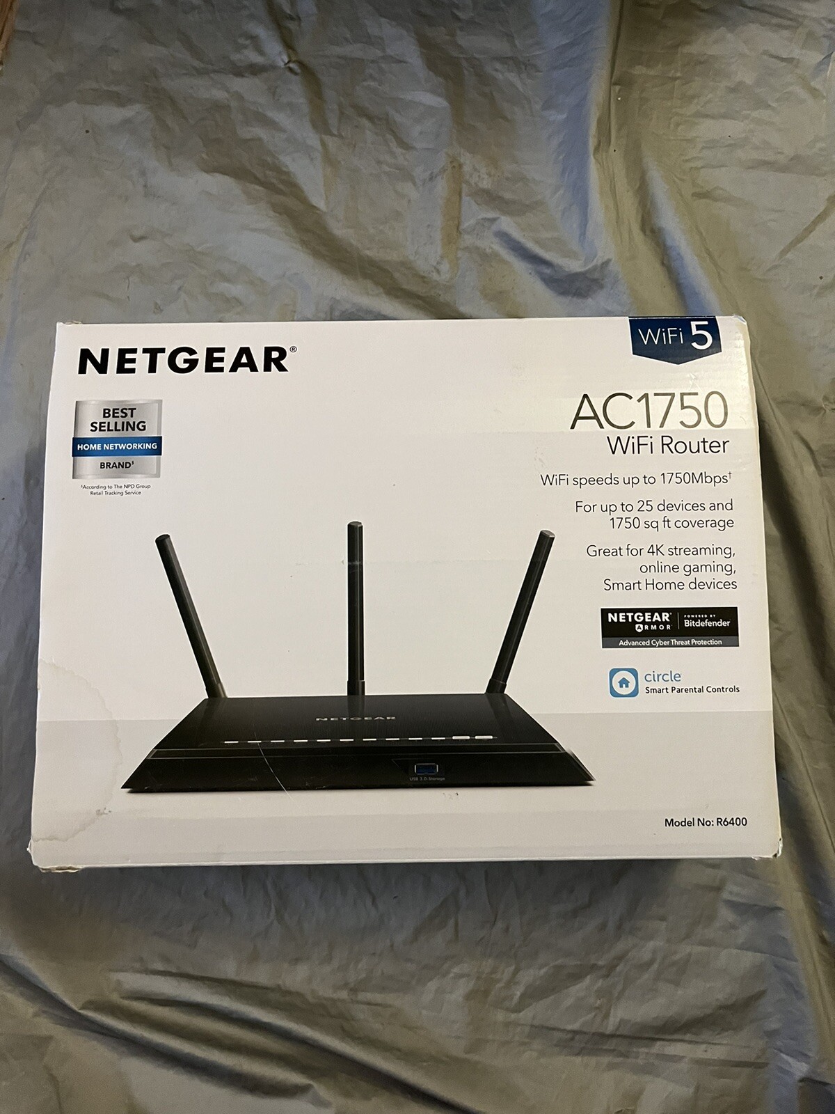 Netgear AC1750 R6400-100NAS 1300 Mbps 4-Port Gigabit Wireless AC Router