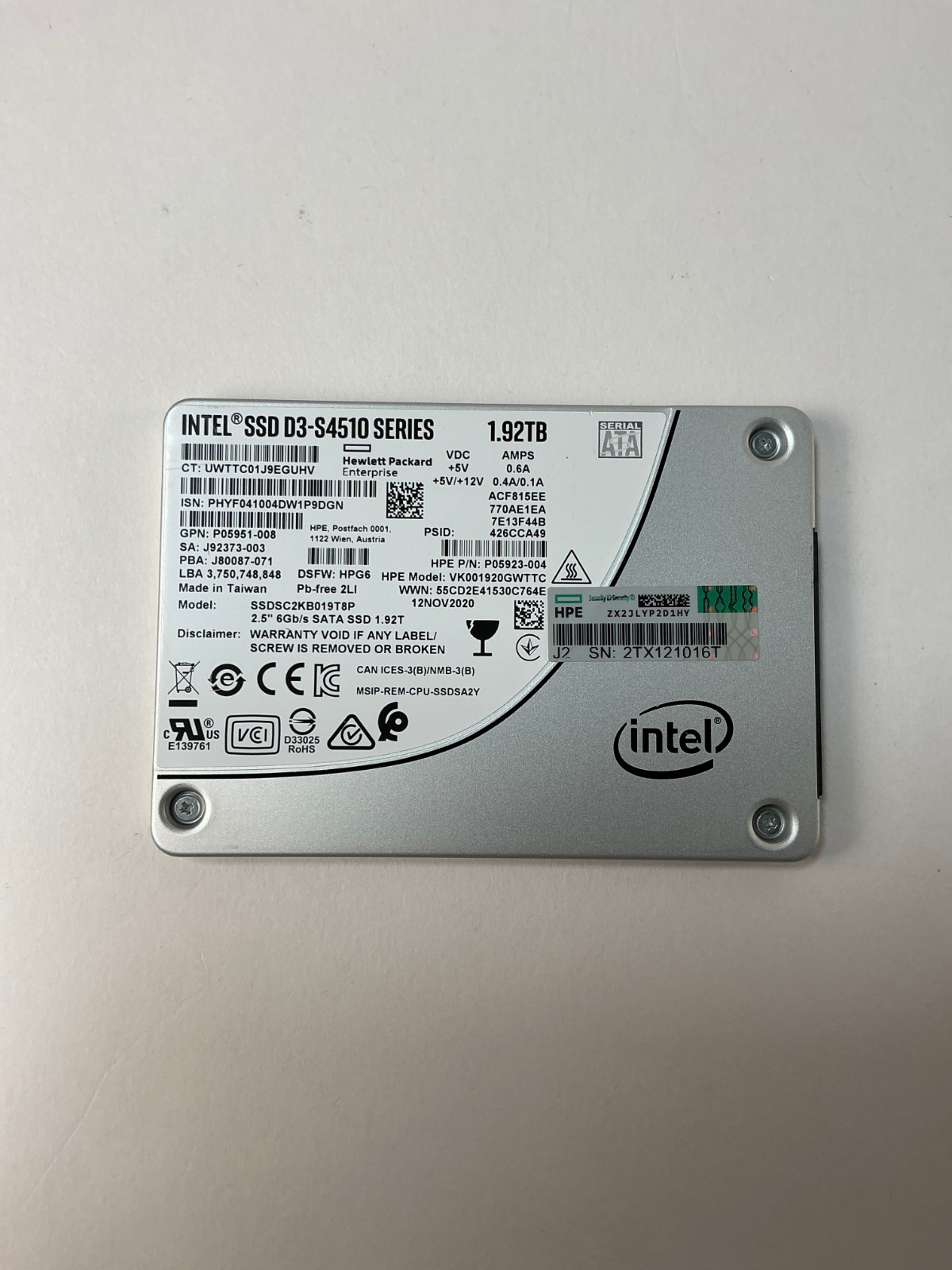 HPE P18426-B21 P18484-001 SATA 1.92TB 6G 2.5" SFF RI G8 G9 Gen10 SSD with tray