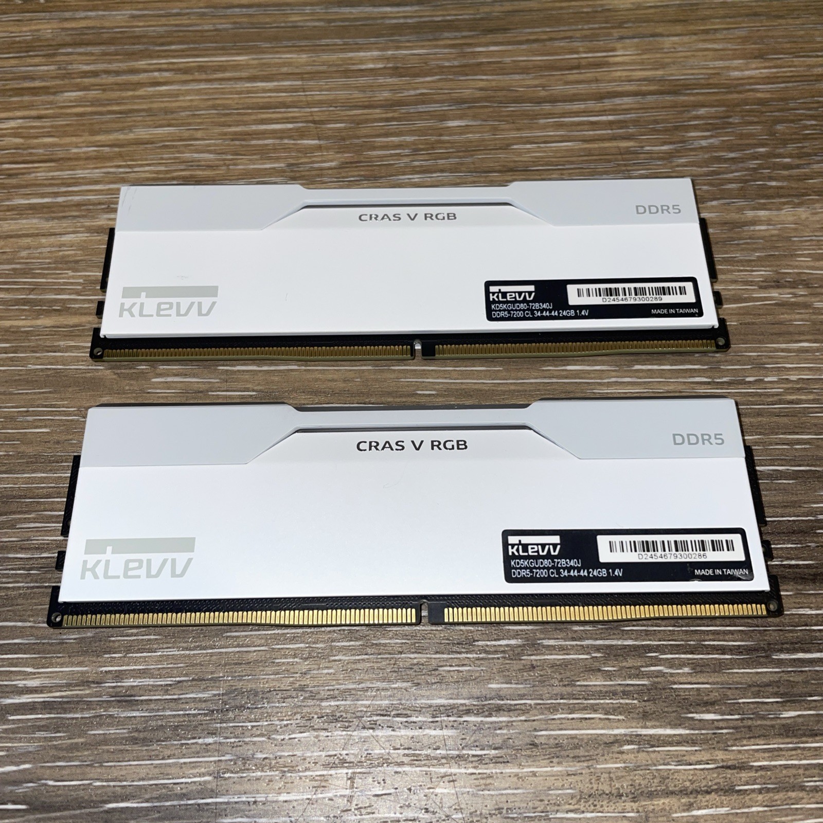 KLEVV CRAS V RGB DDR5 48gb (24gb X 2) 7200MT/s