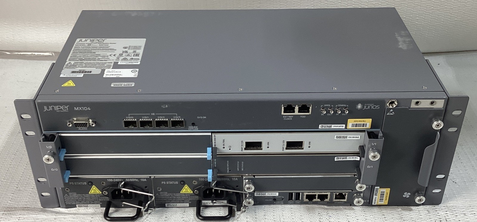 Juniper CHAS-MX104-S x1 MIC-3D-2XGE-SFP x1 MS-MIC-16G x2 PSU Router