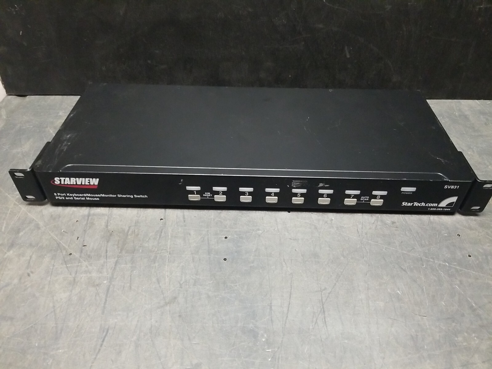 8-PORT Keyboard/Mouse/Monitor Sharing Switch, StarTech Starview SV831