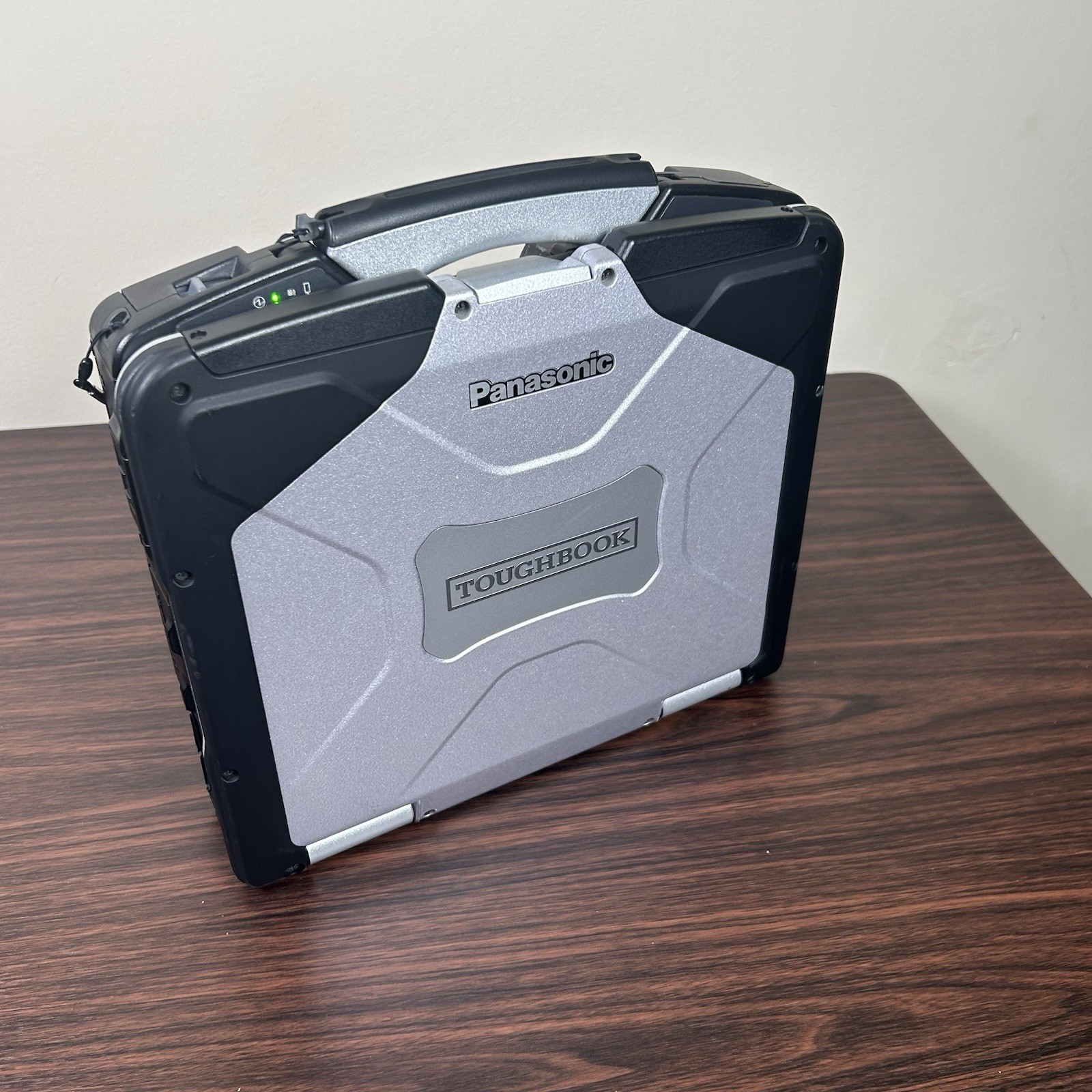 Panasonic Toughbook CF-31,7th GEN Core i5-7300U,32GB RAM,512GB SSD,With Charger