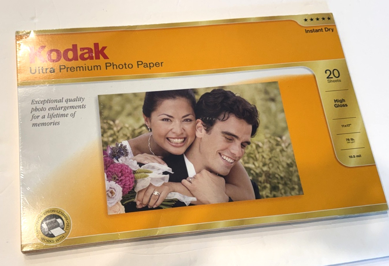 NIP Kodak ULTRA Premium Photo Paper 11x17 High Gloss 20 Sheets 76 lb Inkjet 10.5