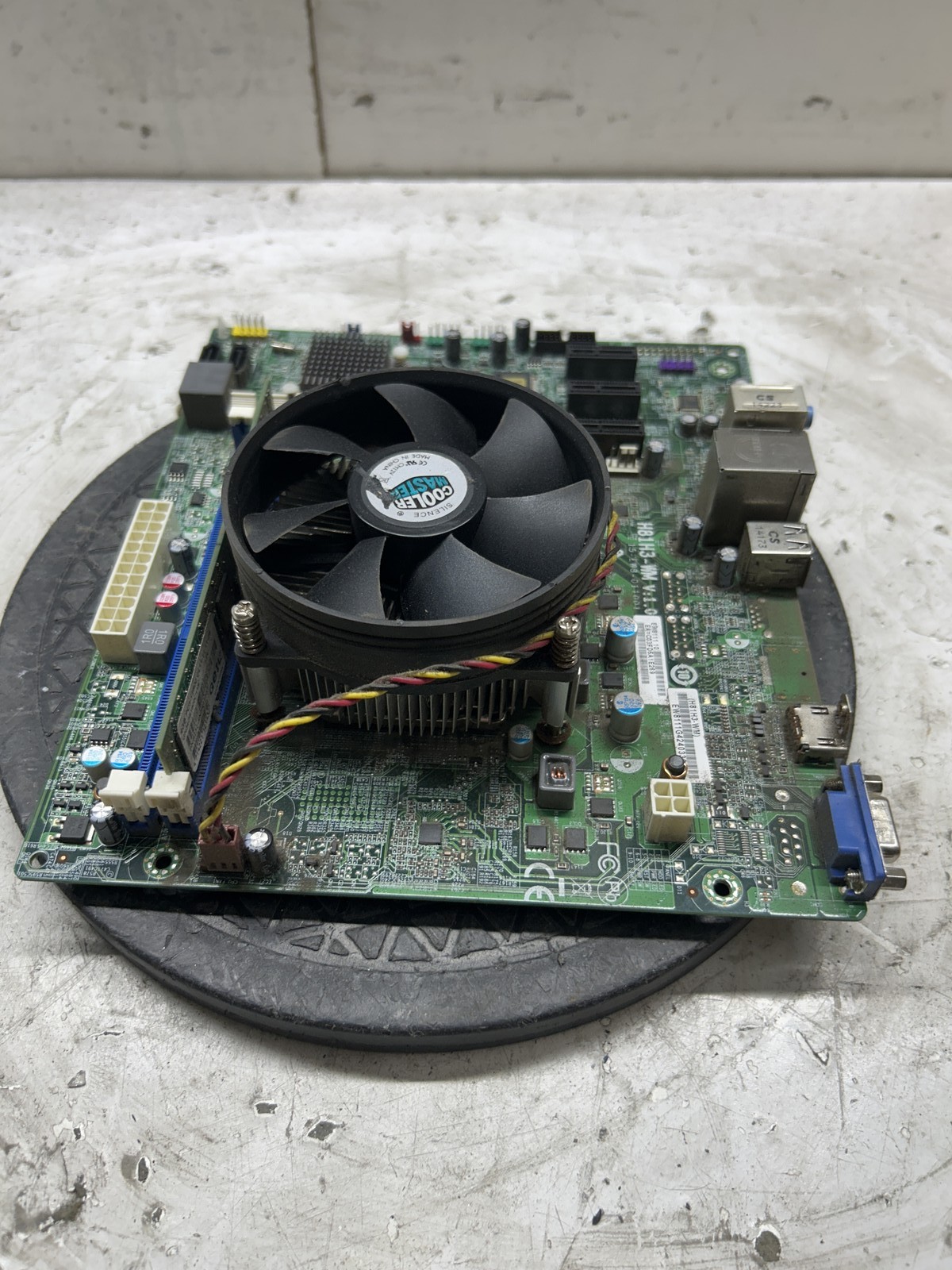 Acer H61H2-AD Intel Pentium G3220 3.00GHz 4GB No I/O Shield