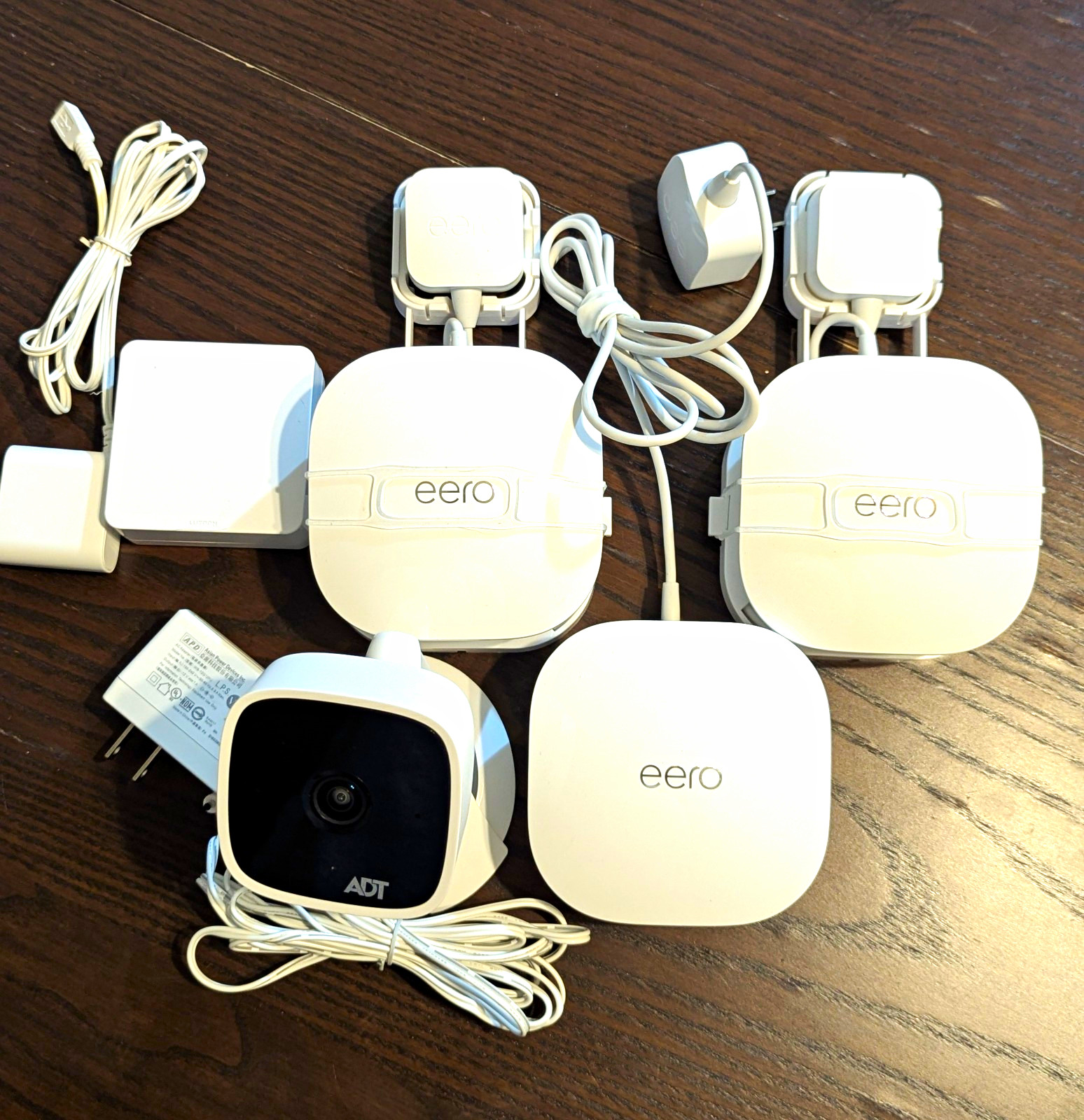 3x eero 2nd Gen Mesh WiFi + ADT RC845 Camera + Lutron Caseta L-BDG2 Lot