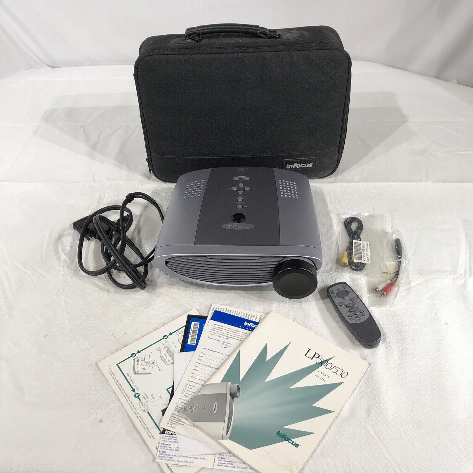 InFocus Model LP500 DLP Projector W Remote & Case Tested-A80521