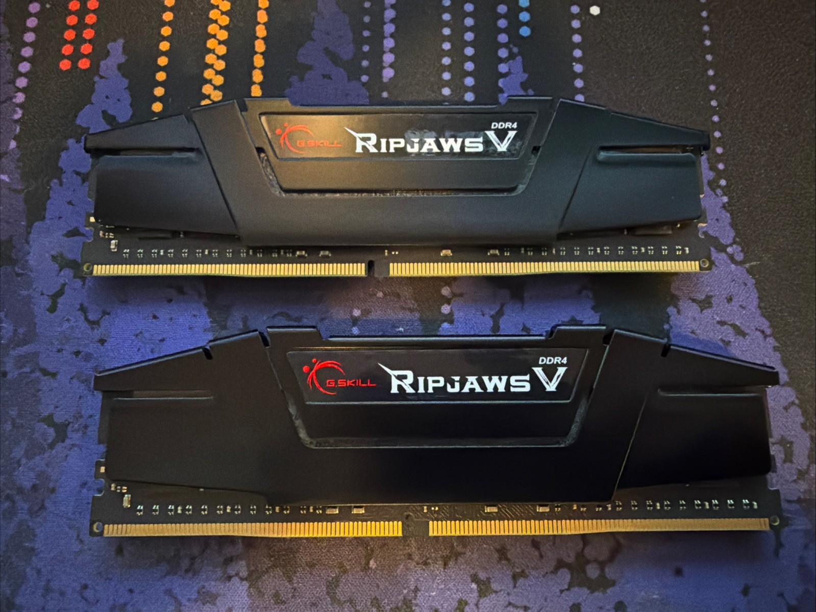 G.SKILL Ripjaws V 32GB (2 x 16GB) DDR4 3200MHz Desktop RAM Kit F4-3200C16D-32GVK