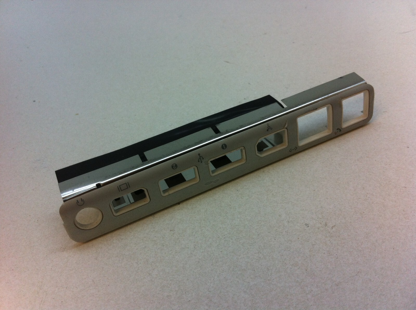 Apple iBook G3 A1005 Laptop Side I/O IO USB Port Bezel Cover White Original 122