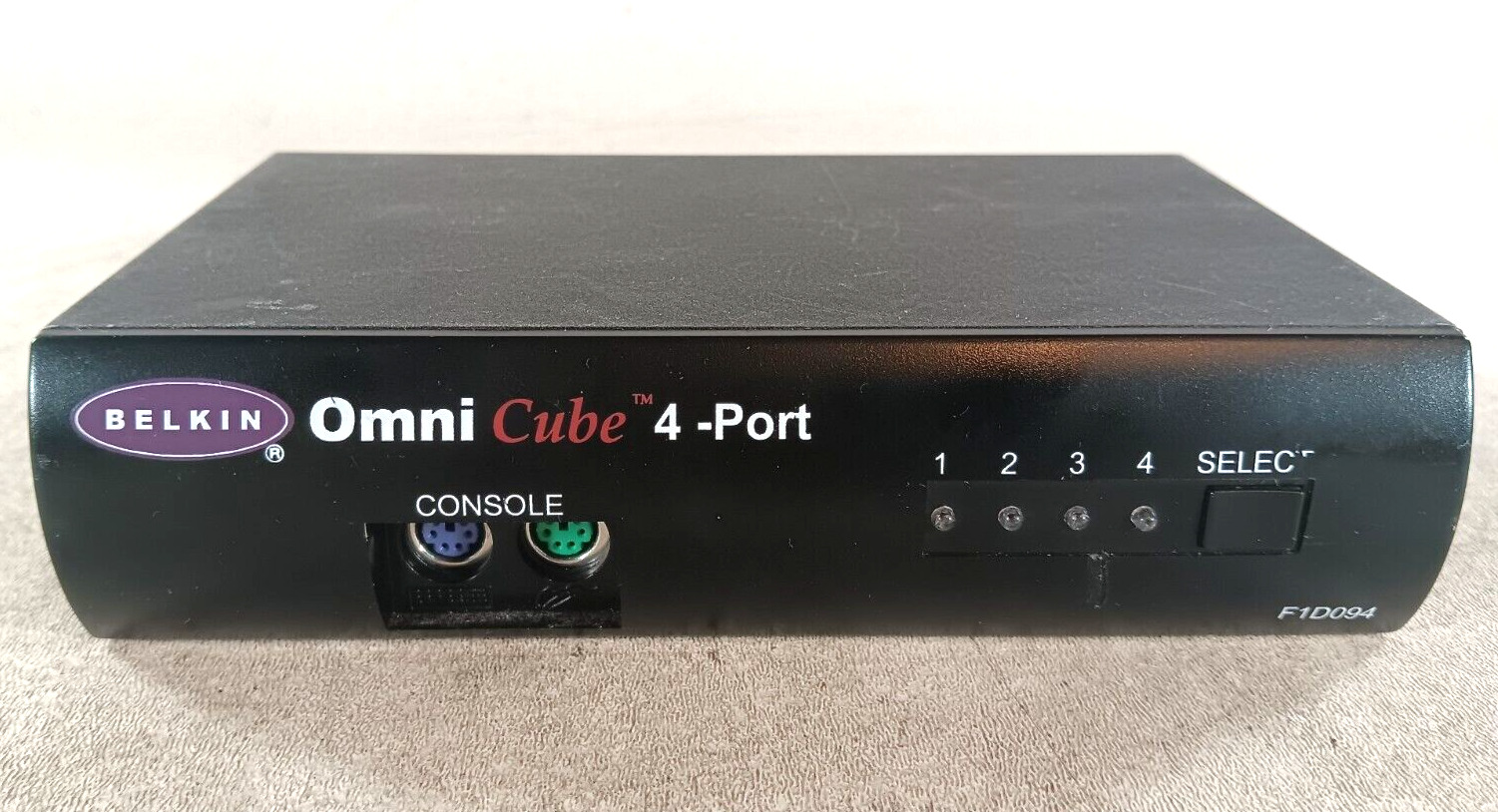 Belkin Omni Cube 4-Port F1D094 KVM Switch - No Power Cord