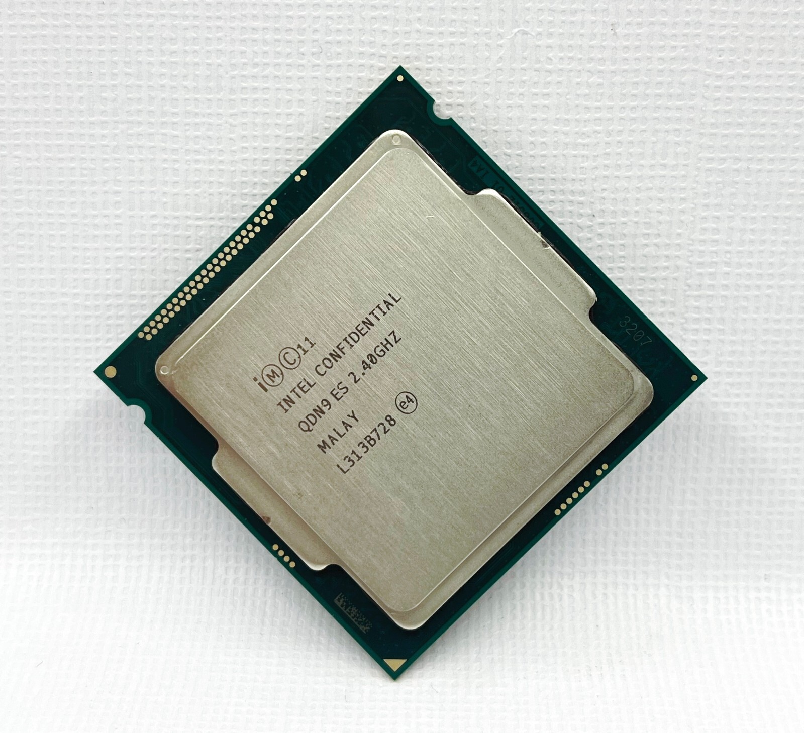 Intel CONFIDENTIAL QDN9 ES 2.4GHz Desktop Processor