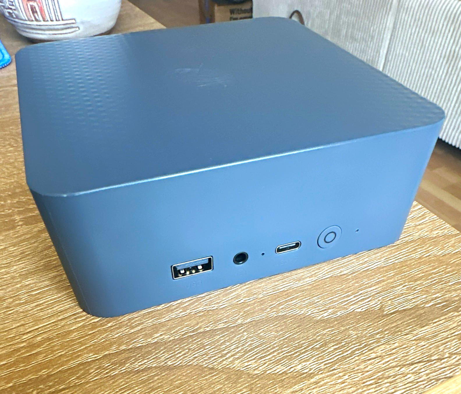 Beelink Mini PC EQi12, Intel Core 1220P(Max 4.4GHz 10C/12T), 24GB LPDDR5 256gb