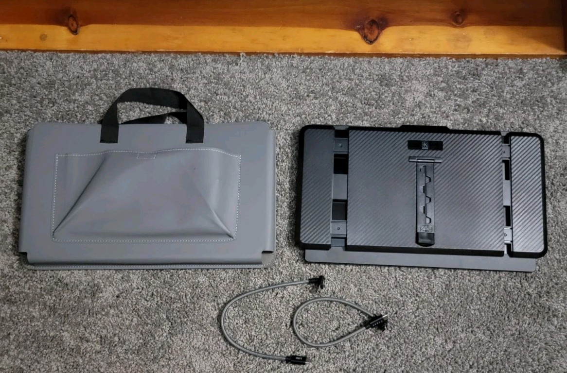 Xebec Tri-Screen 2 Dual 10.1" 1920 x 1200 HD LCD Monitors Black Works Excellent 