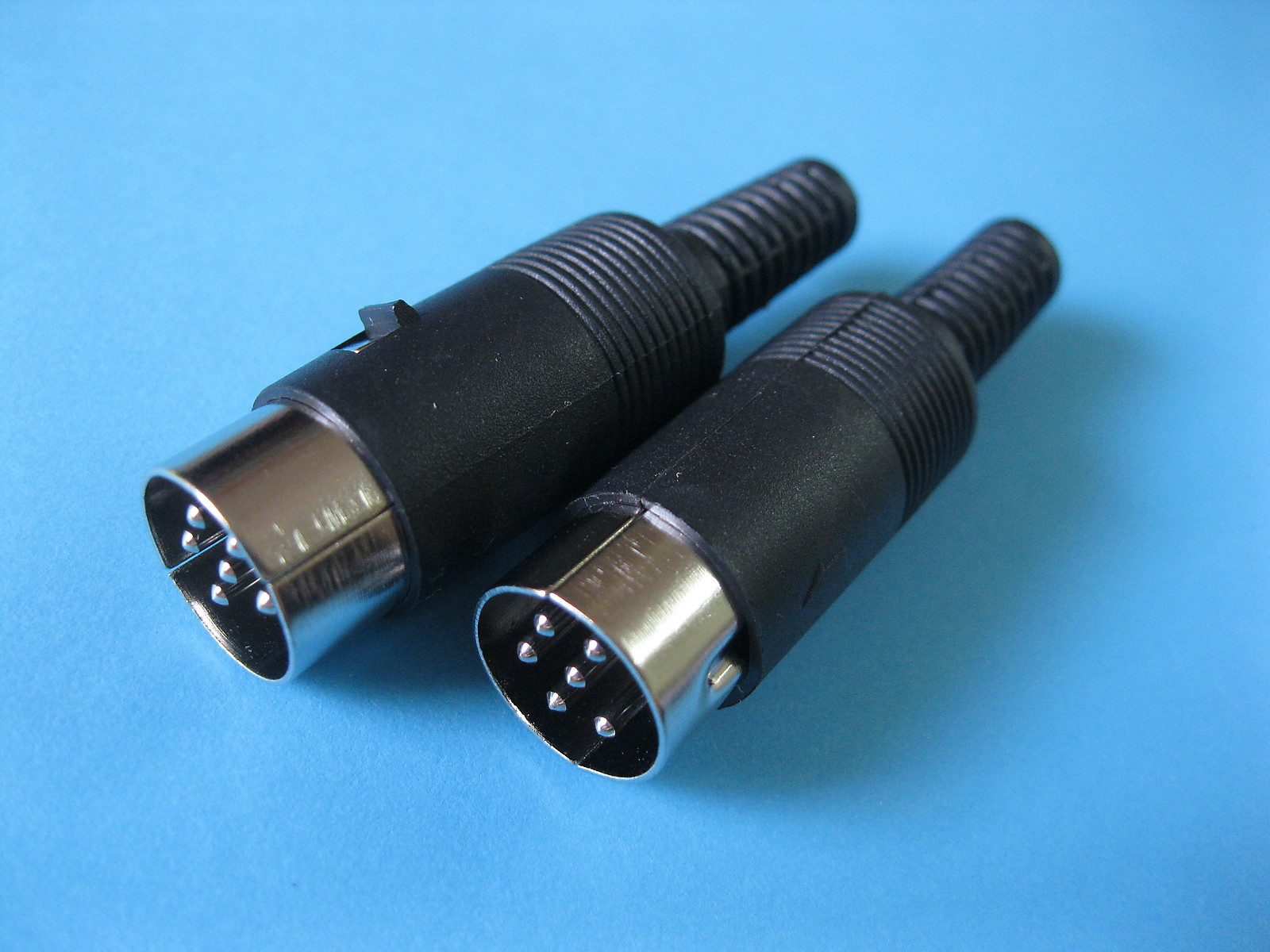 24 pcs Standard DIN Plug 6 Pin Male Connector with Plastic Handle New