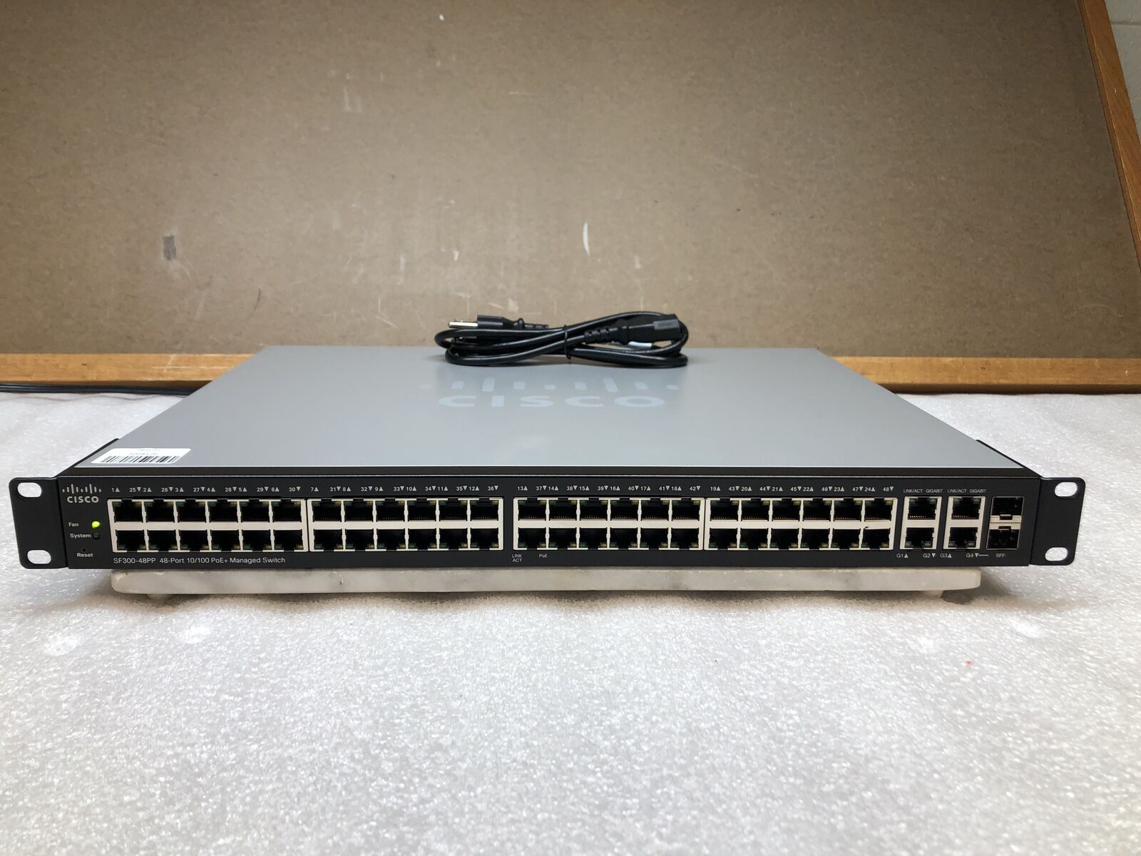 Cisco SF300-48PP 10/100 PoE+ Managed Network Switch, w/RACK EARS -TESTED/RESET
