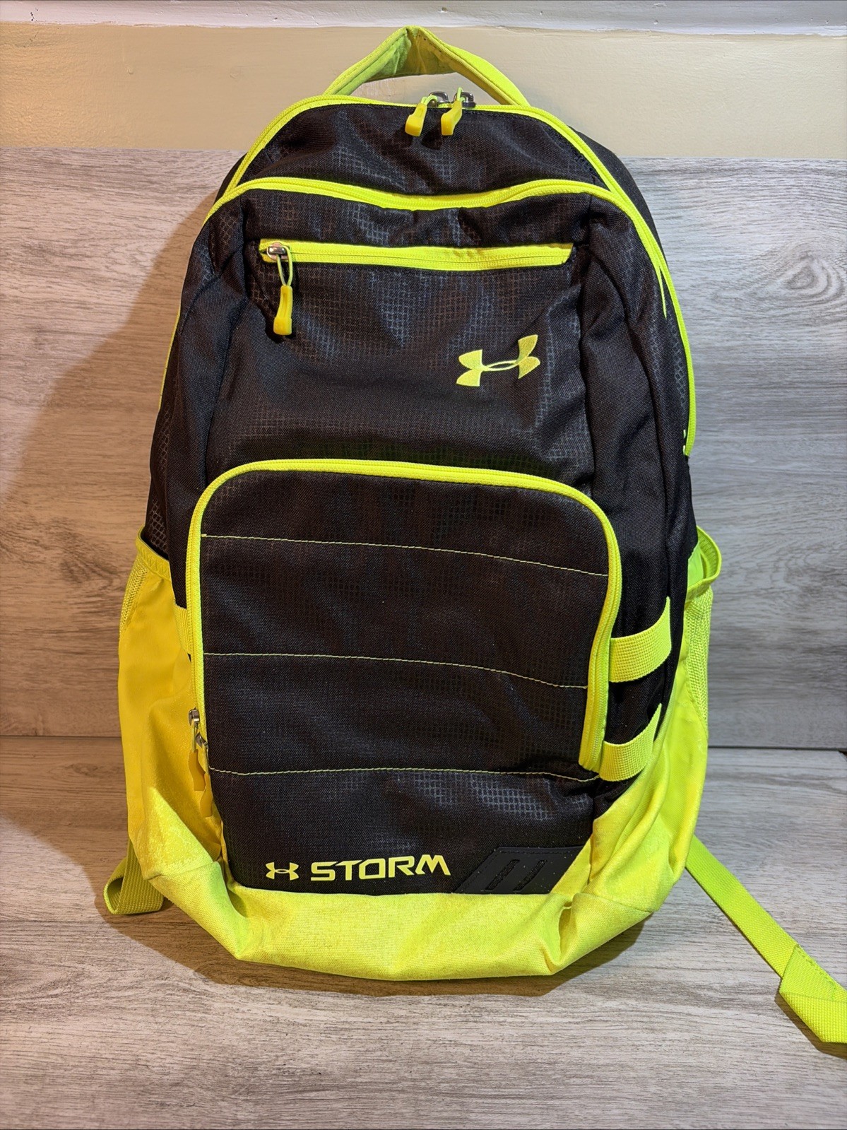Under Armour Storm Backpack Neon Black Padded Straps Laptop Bottle Pockets