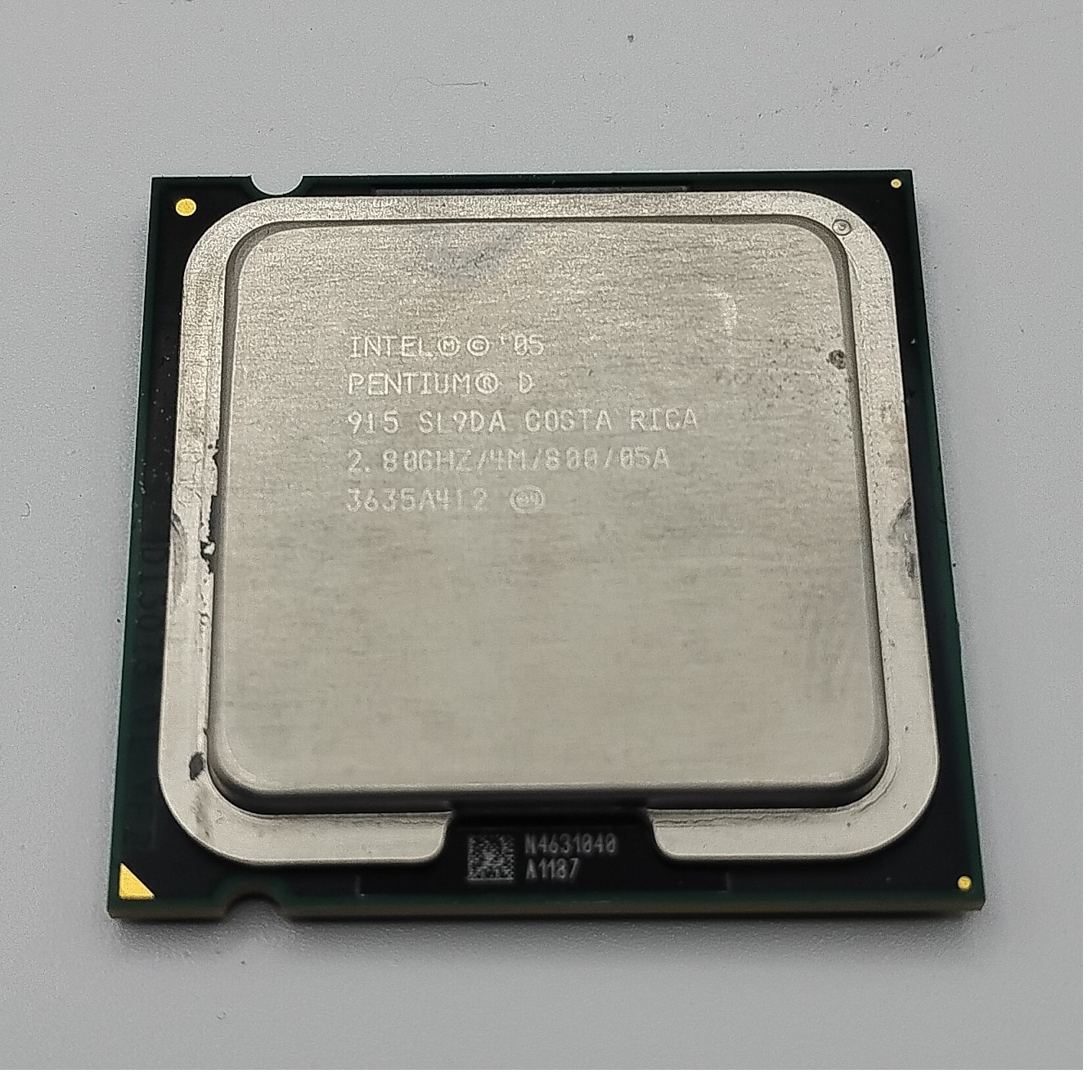 Intel Pentium D 915 2.8GHz Dual-Core 4MB 800MHz LGA775 CPU SL9DA