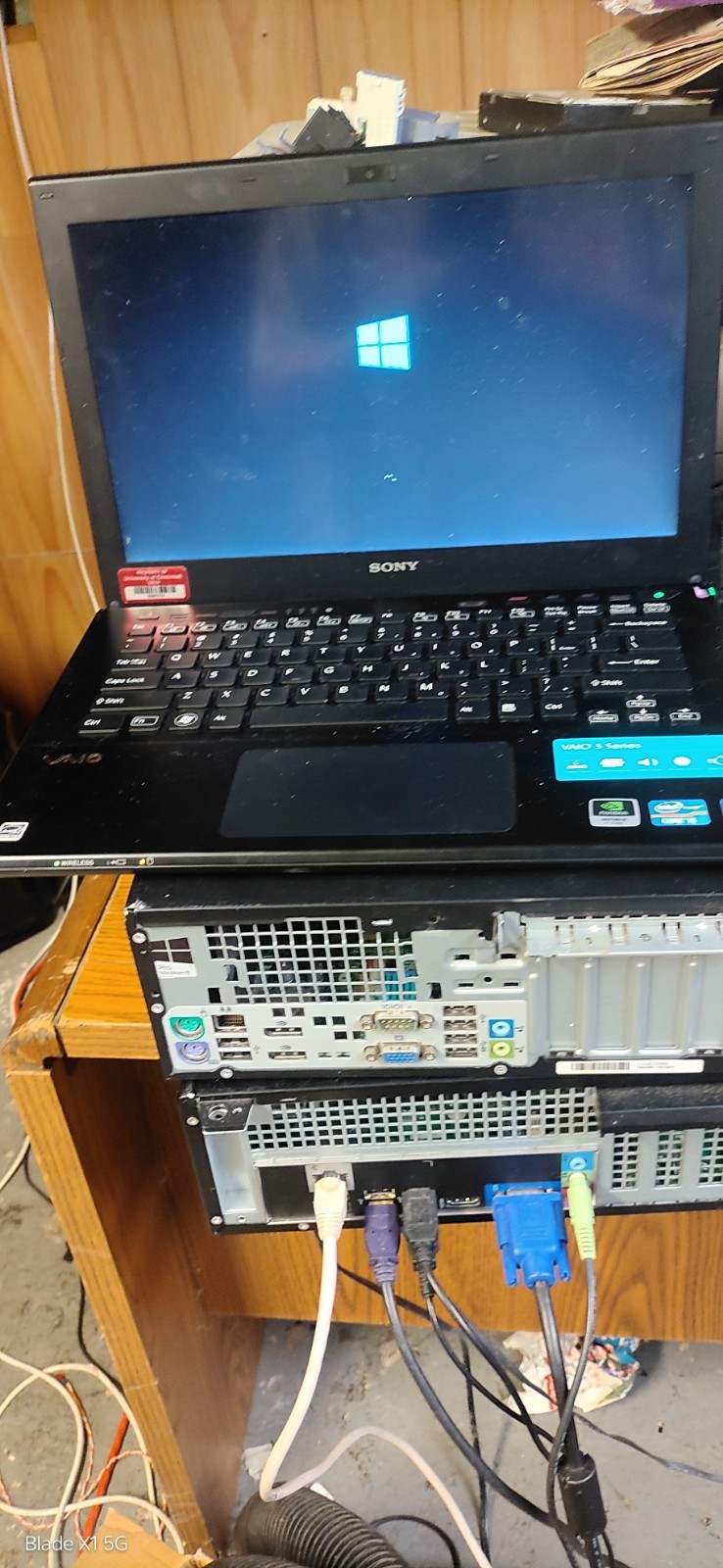 Sony Vaio Svd13a1cgxb    Power Up As Seen In The PhotosJust Needs Few Things