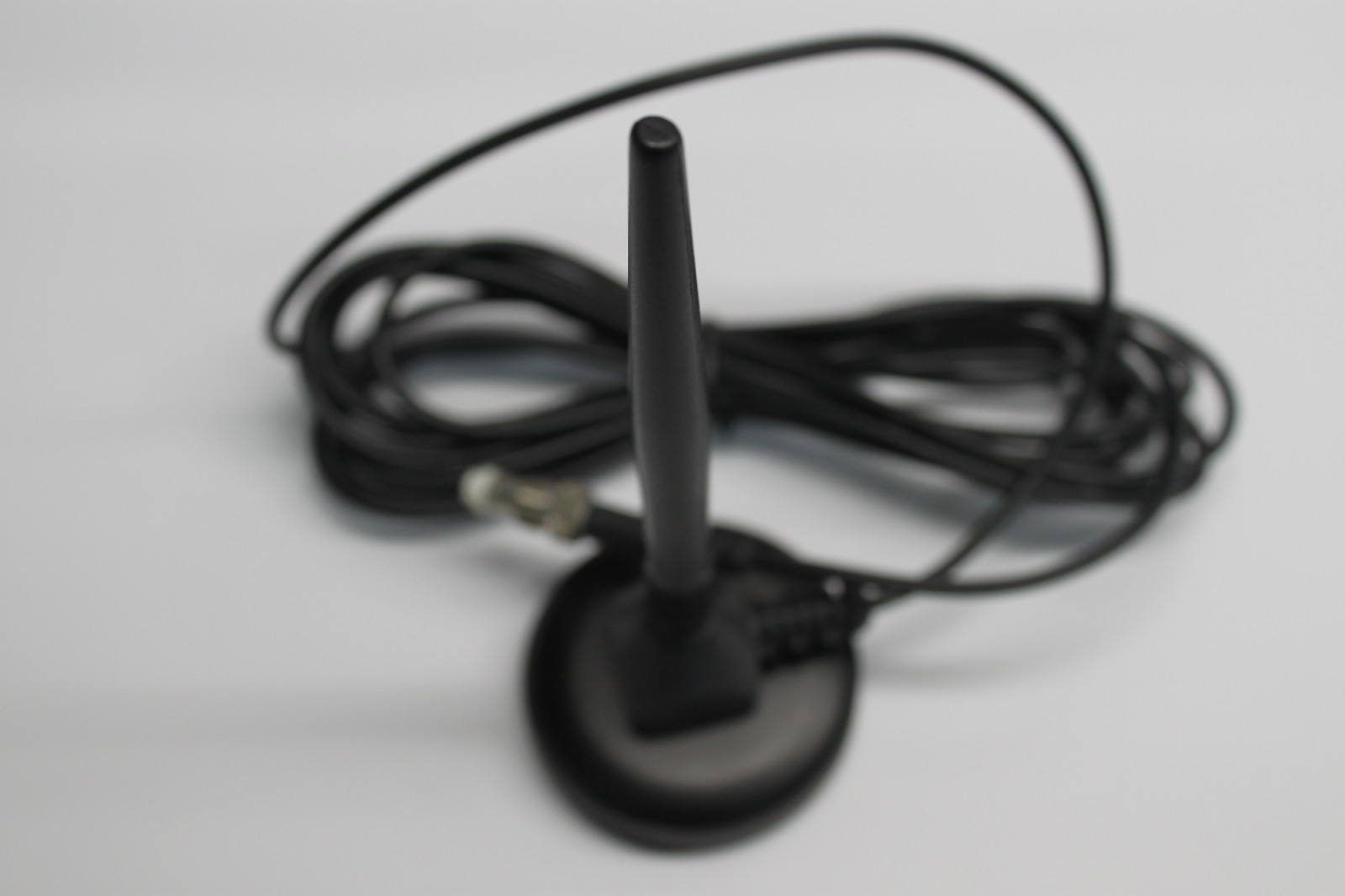 Magnetic Outdoor Strong Magnet Antenna Base with RG174 Connector for Car Vehicle