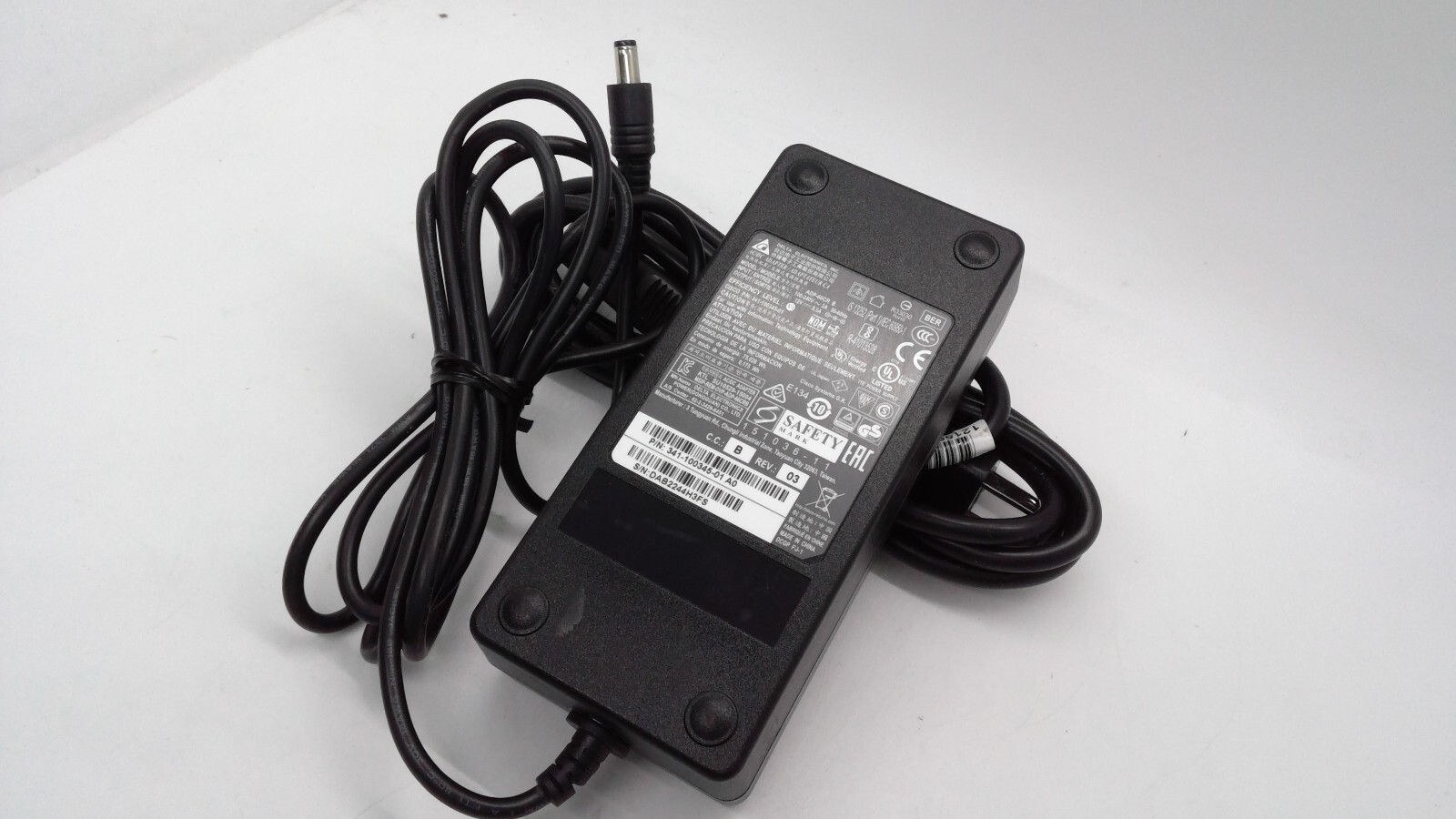 OEM Delta ADP-66CR B 12V 5.5A 66W AC/DC Power Supply Adapter with Power Cord