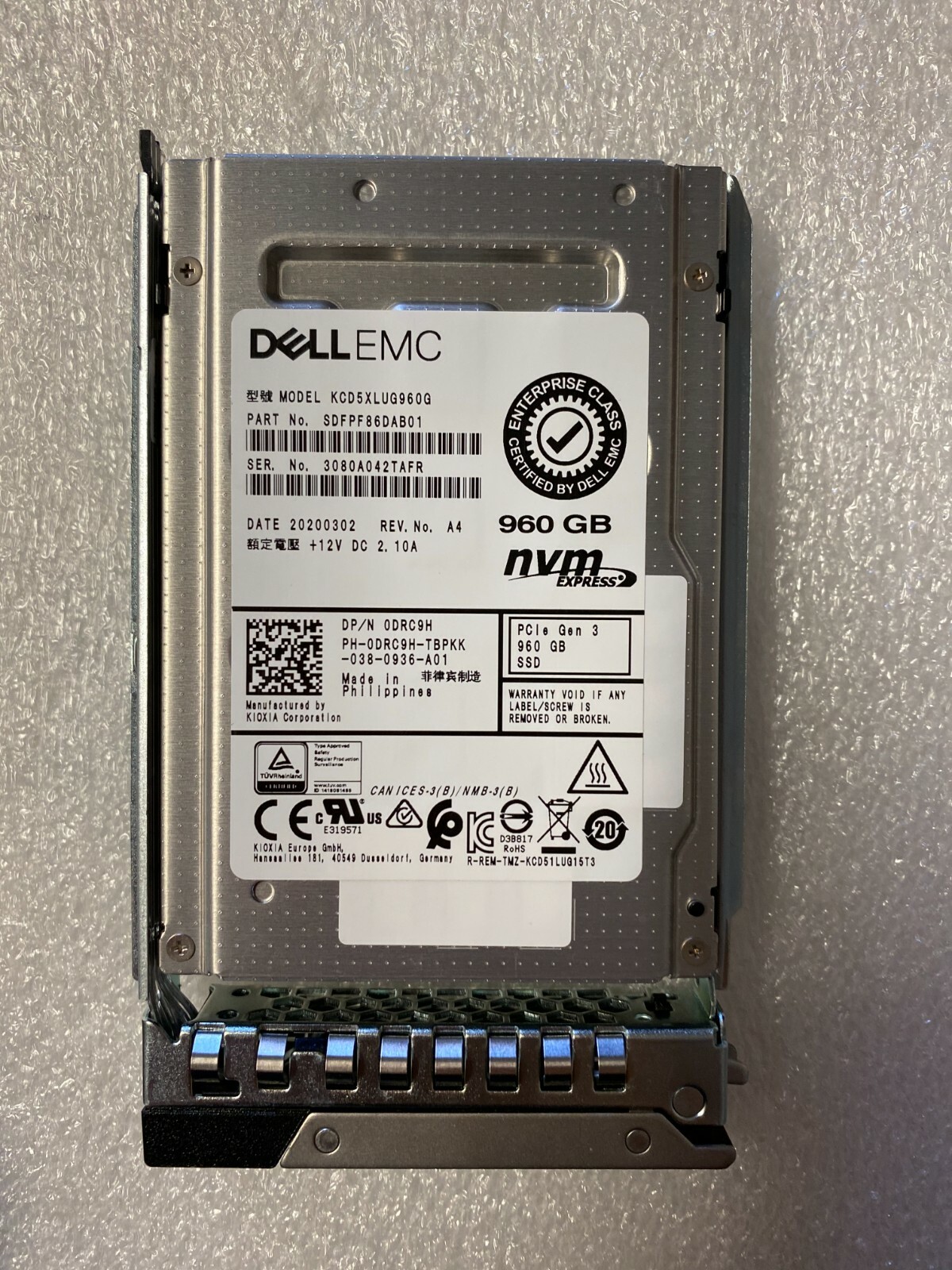 DRC9H DELL 960GB NVME PCIe Gen3 2.5in SSD  KCD5XLUG960G
