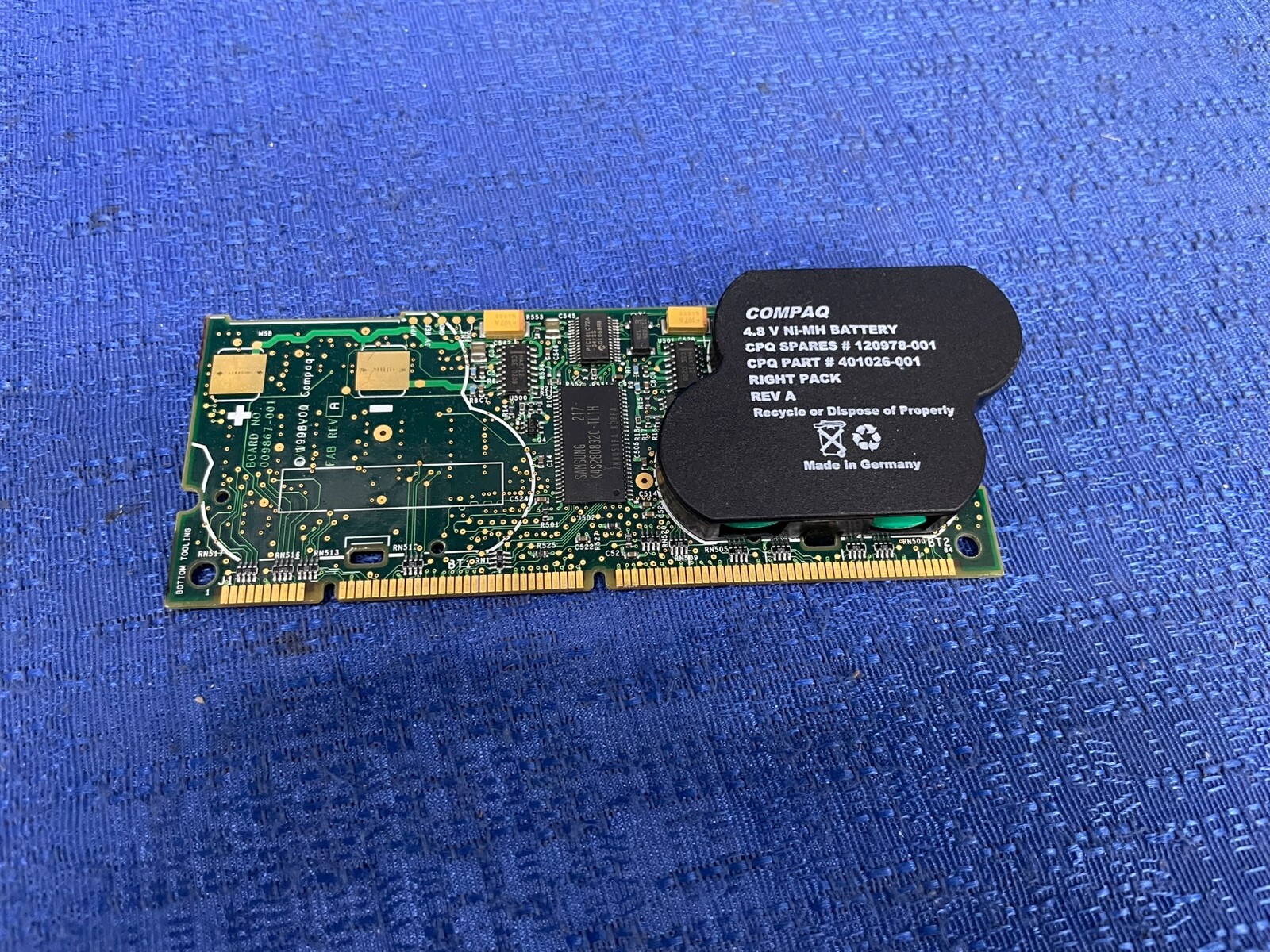Compaq 009867-001 Server RAM Board Rev: A 171397-001 w/ Battery 401026-001