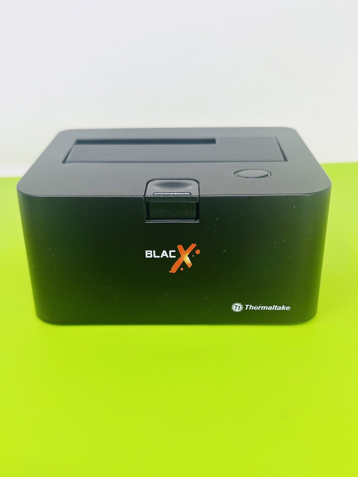 BlacX Thermaltake 2.5"/3.5" SATA USB Docking System - USED 