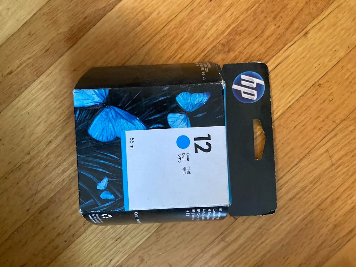 New  Genuine HP Business Inkjet 3000 Cyan inkjet  12  Exp 11/2013