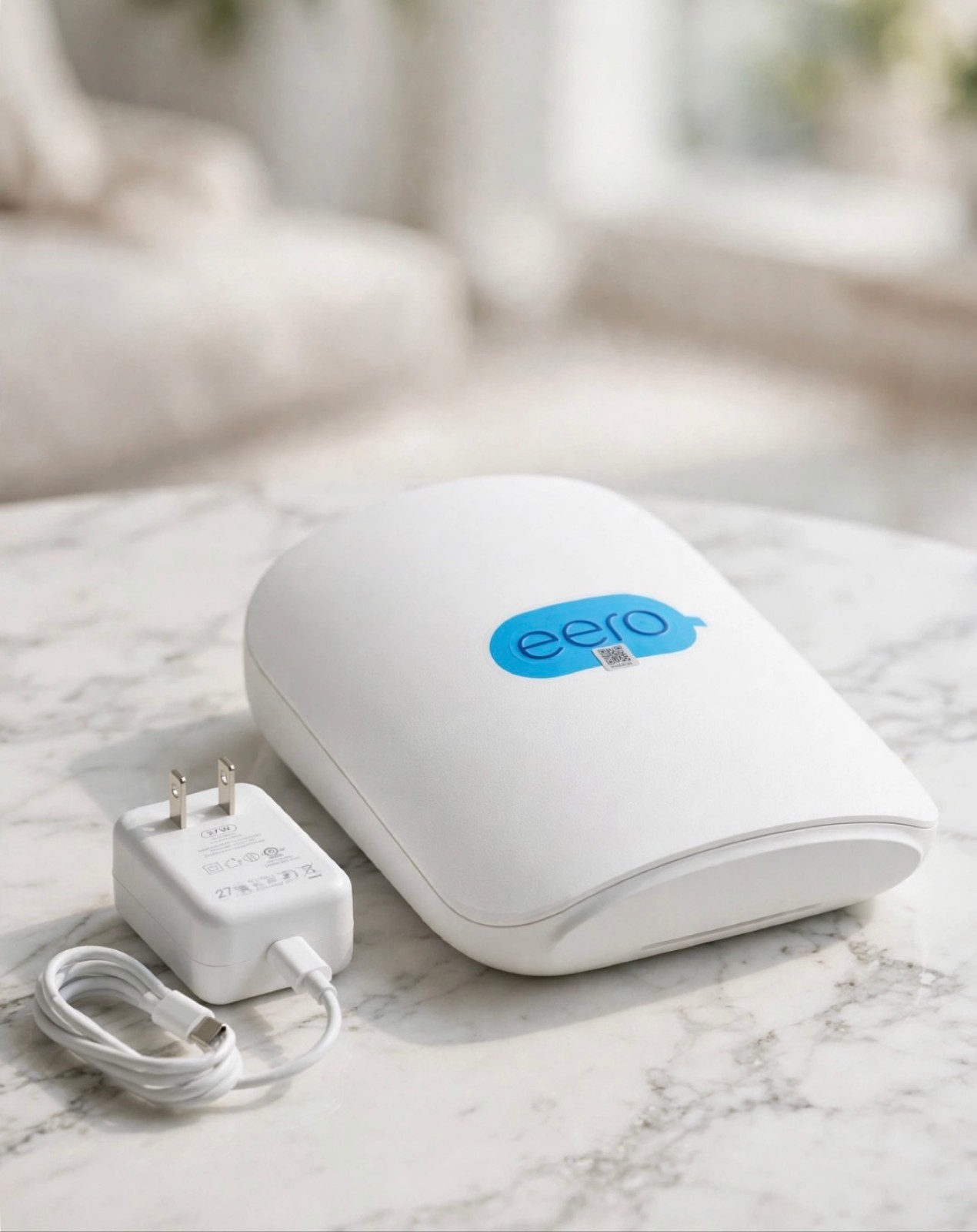 eero Pro 7 Single Tri-Band Mesh WiFi 7 Router BE10800 Open Box Frontier White