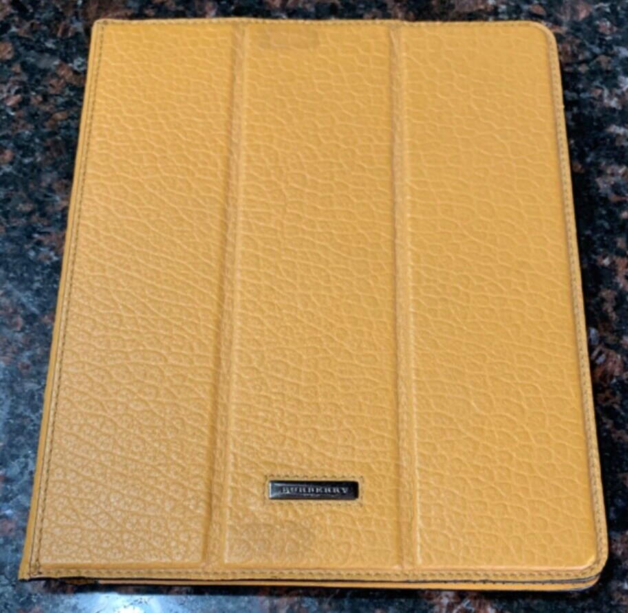 Burberry Apple iPad 2 Case/Tablet Case Magnetic Textured Leather Brown/Tan/Beige