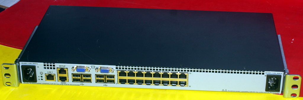 AF618A HP 0x2x16 G2 16-Port IP KVM Console Switch 578713-001 580463-001
