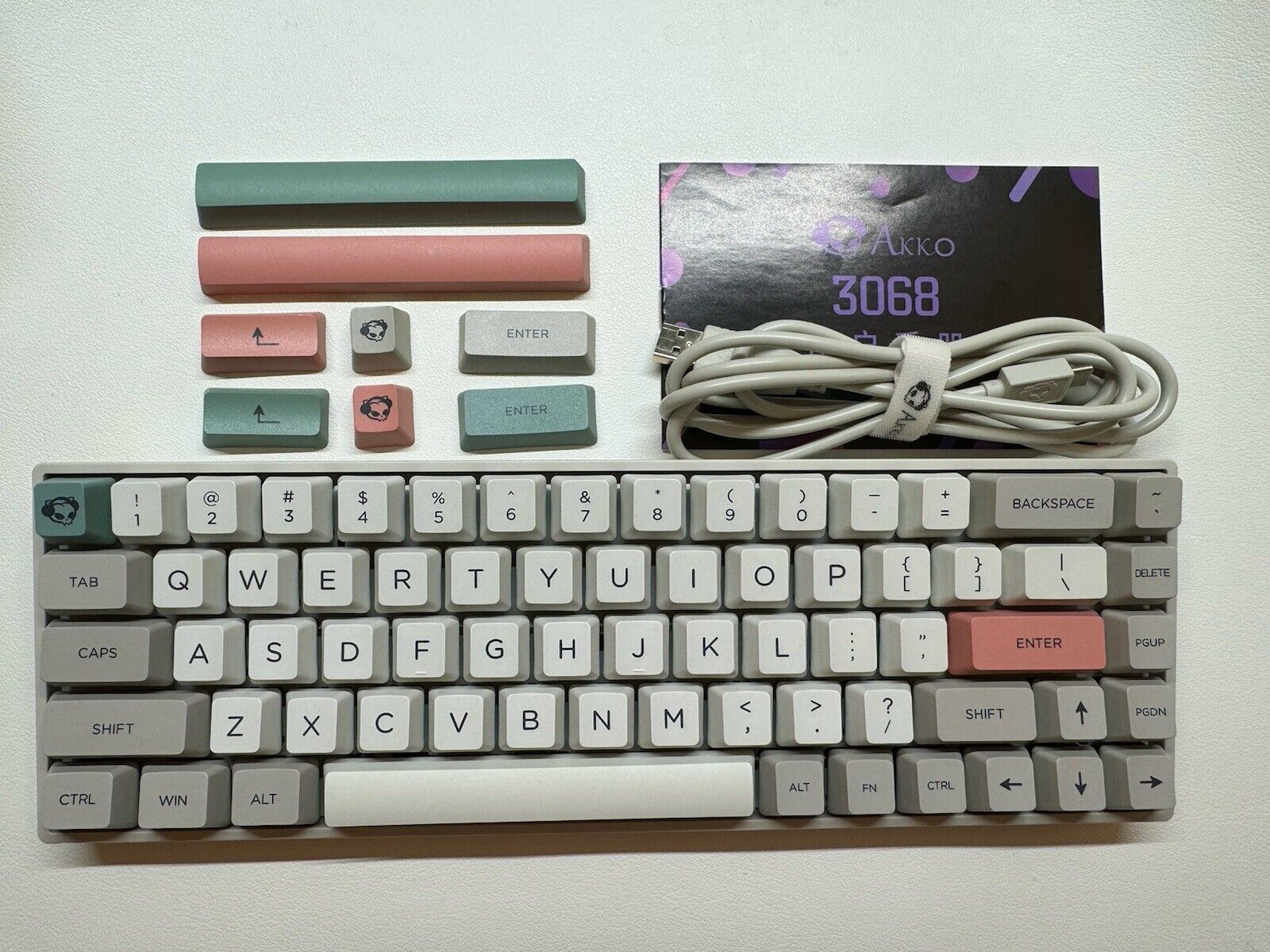 AKKO 3068 Retro - Cherry Brown Switches and Case and USB Cable Included