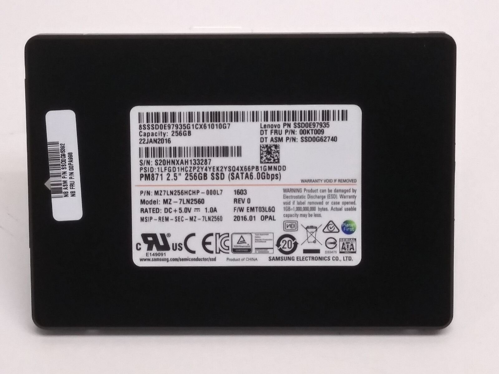 Samsung MZ-7LN2560 PM871 256 GB 2.5 in SATA III Solid State Drive